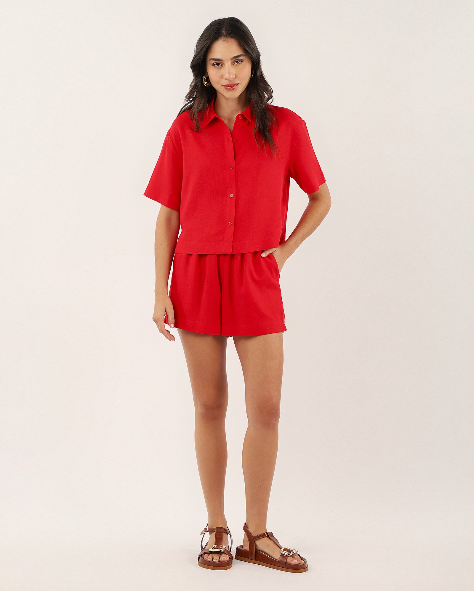 Camisa cropped em viscolinho Ingrid oversized - Vermelho