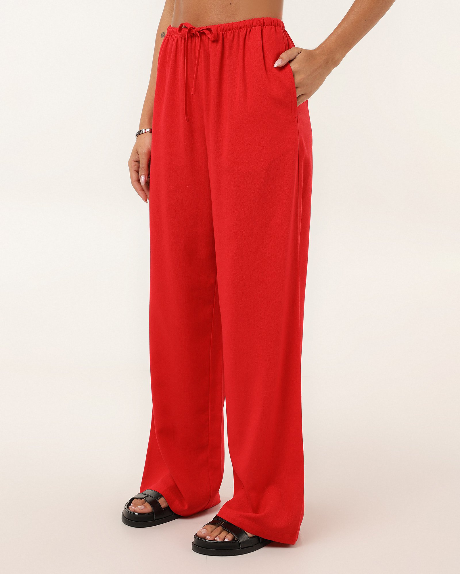 Calça feminina relaxed em viscolinho vermelha | Pool