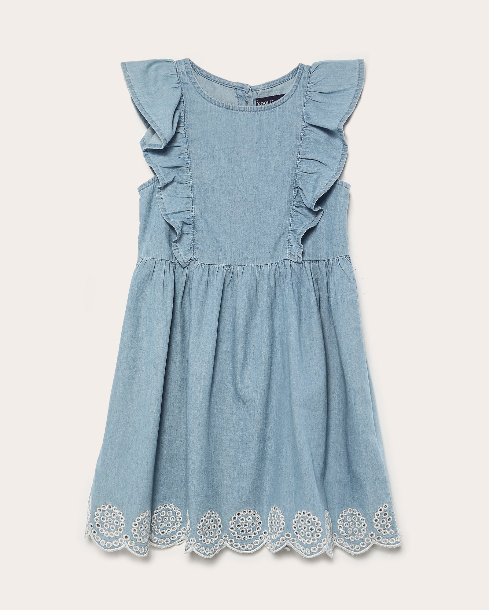 Vestido jeans curto infantil evasê com bordado 4-10A denim médio | Pool Kids