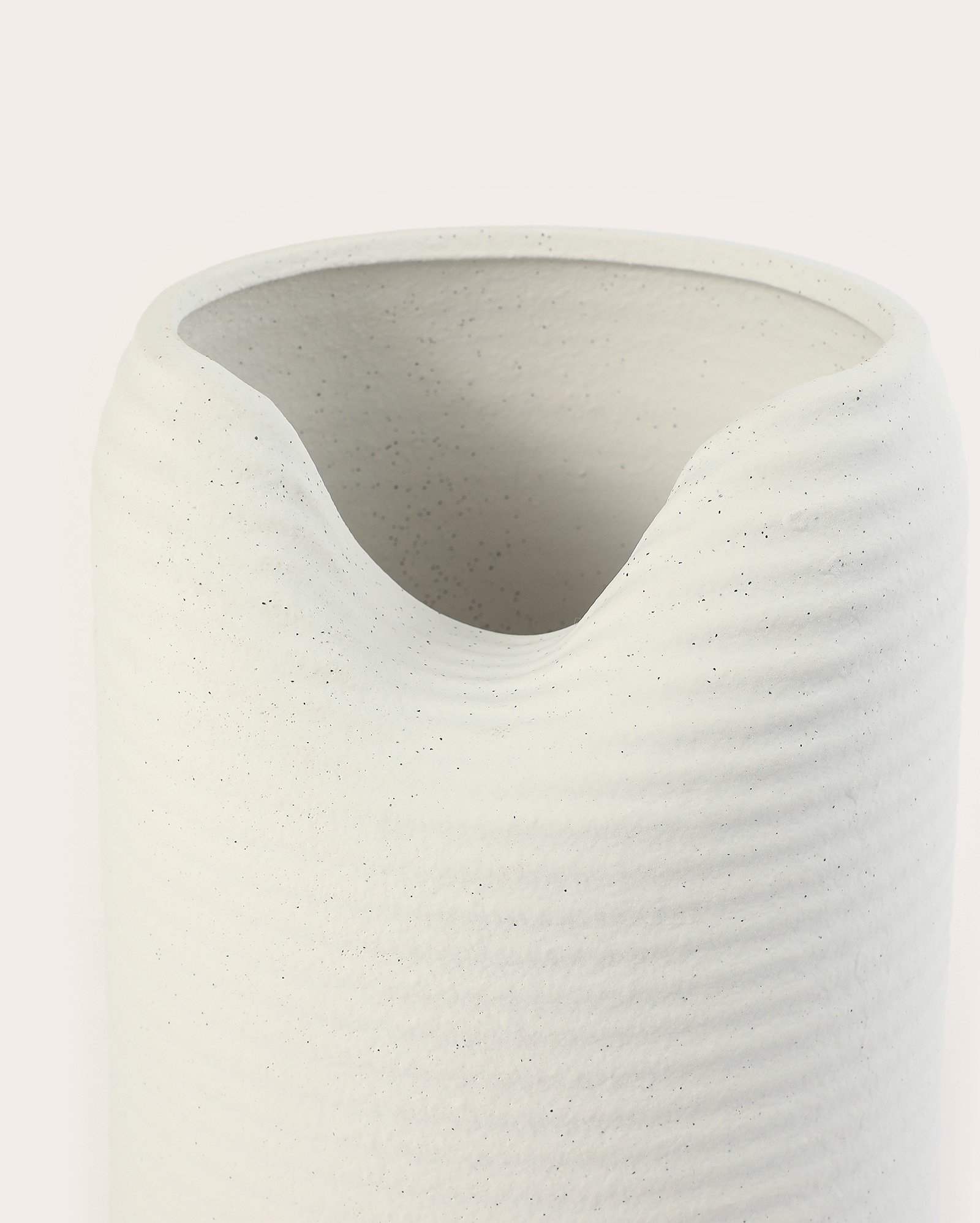 Vaso de cerâmica texturizado Vlad 33cm branco | Casa Riachuelo