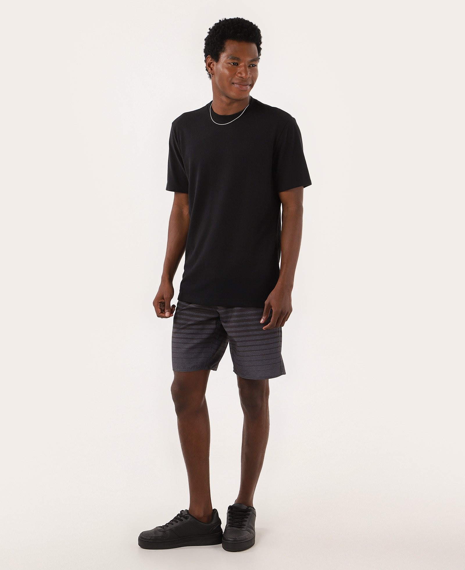 Bermuda surf masculina listras com cordão preta | Pool