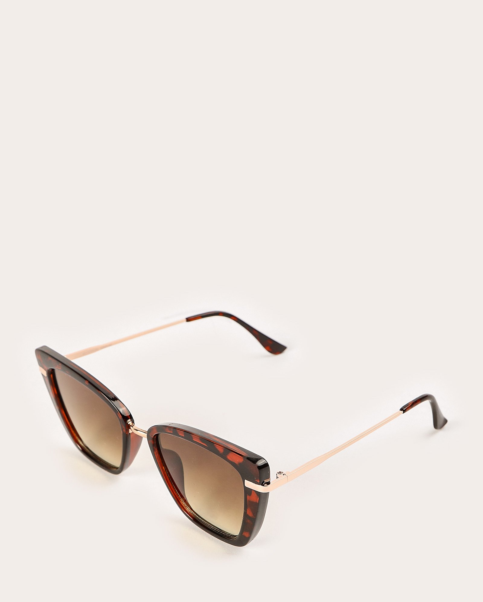 Óculos de sol feminino gatinho tartaruga marrom | Riachuelo