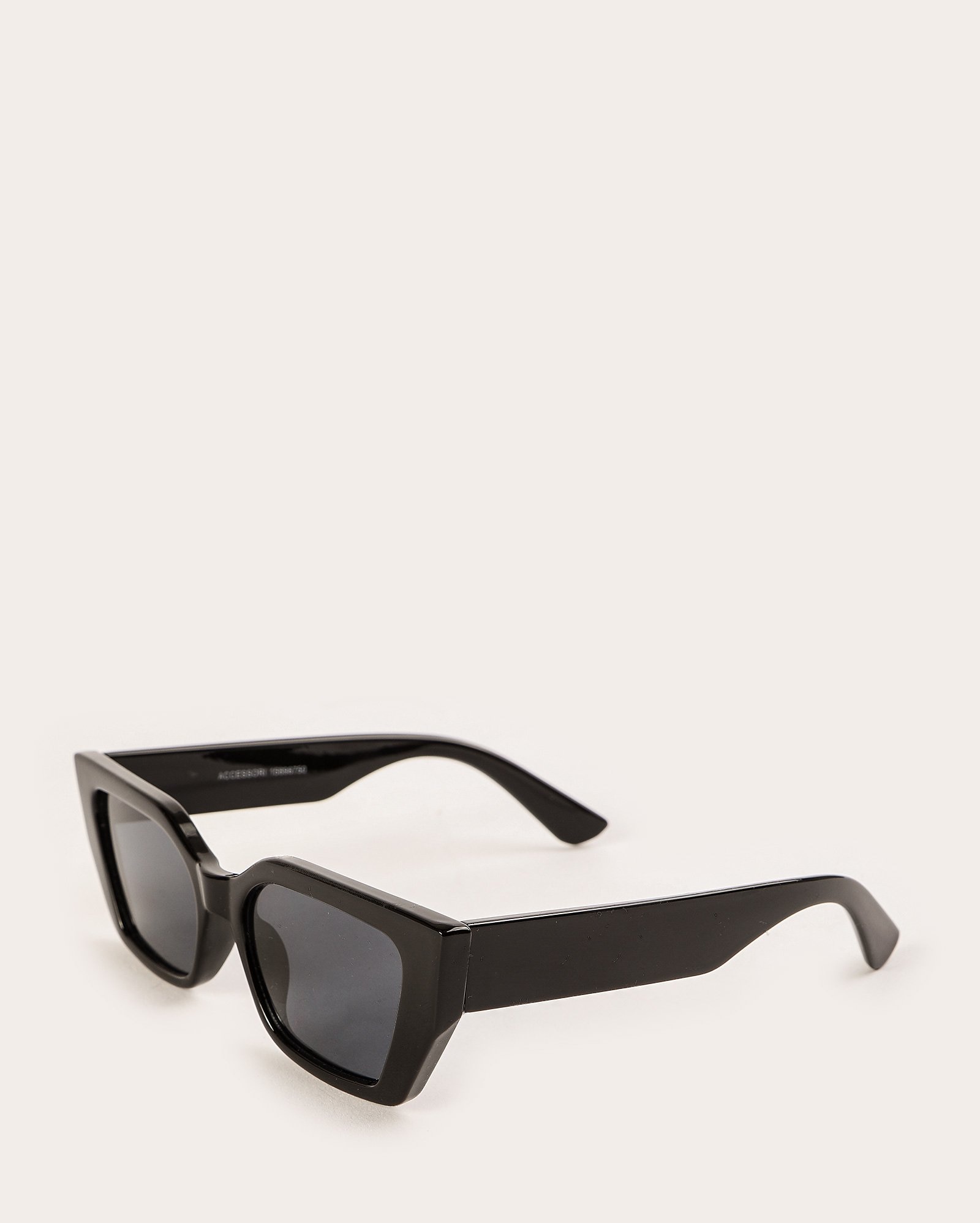 Óculos de sol feminino quadrado clássico preto | Riachuelo 