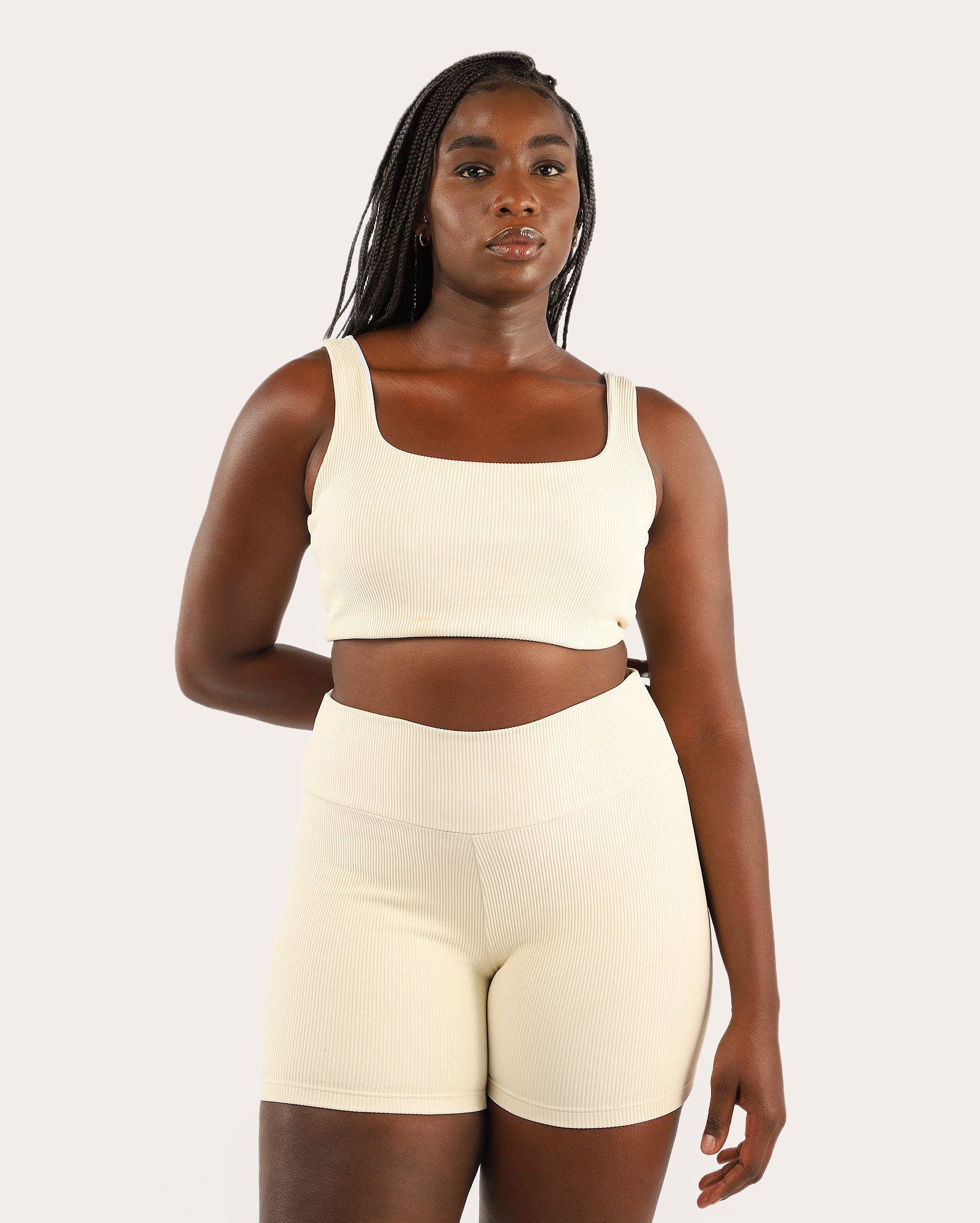 Top treino de poliamida canelado com bojo - Off-white | Body Work