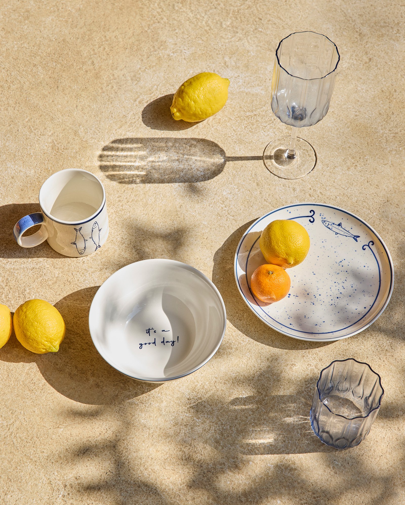 Bowl de cerâmica peixe 16cm off-white | Casa Riachuelo