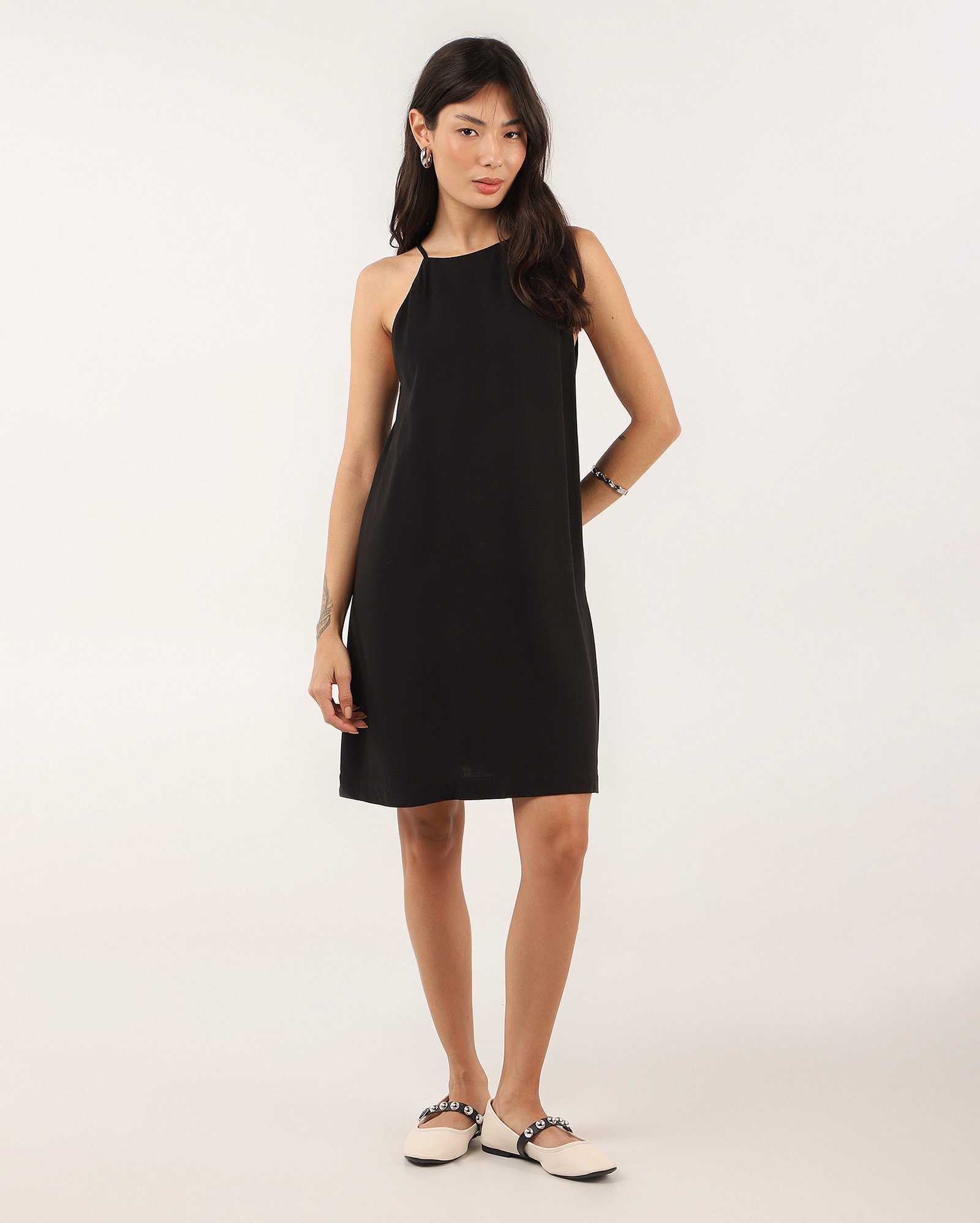 Vestido curto halter neck de viscose preto | Pool Basics
