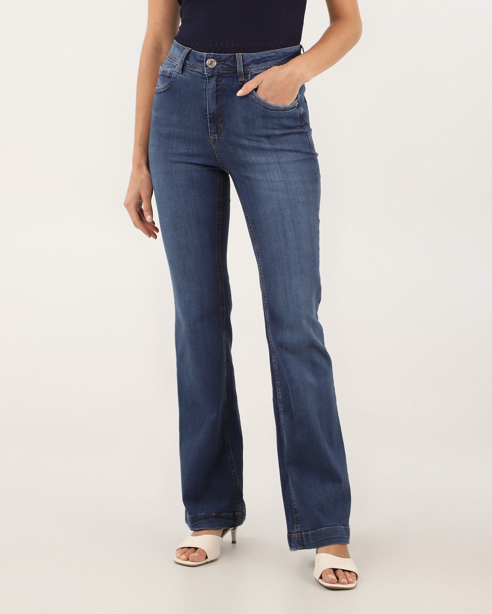 Calça jeans feminina bootcut cintura alta - Jeans Claro | Pool Jeans