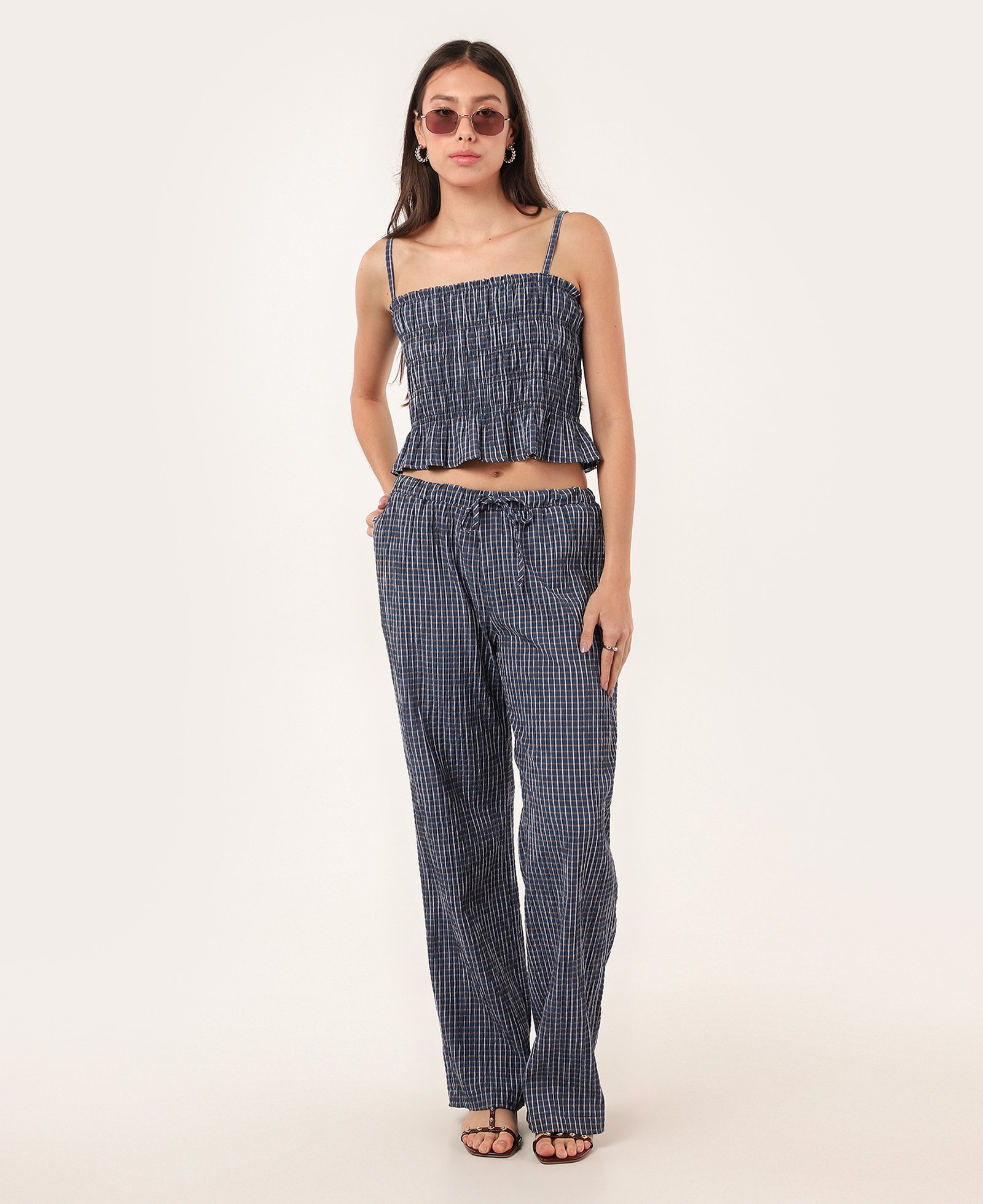 Regata cropped com lastex e babados xadrez azul | Pool