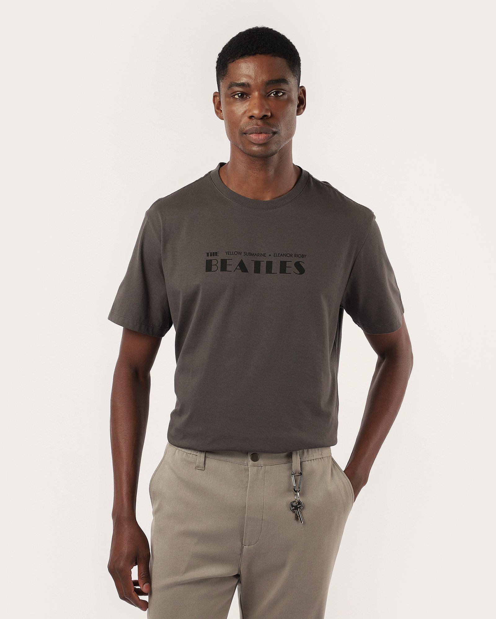 Camiseta masculina regular yellow submarine cinza | The Beatles