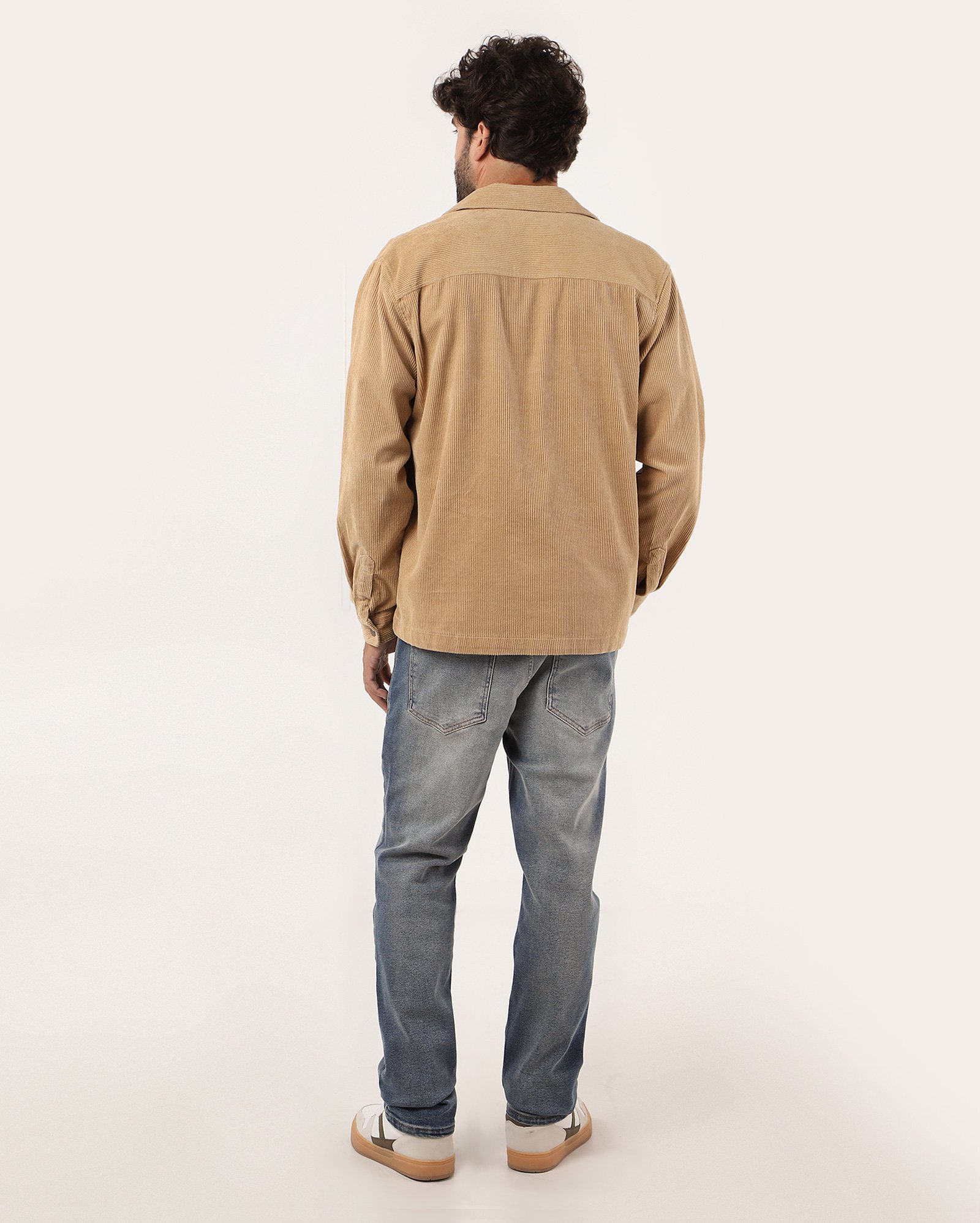 Calça jeans masculina slim estonada com bolsos denim médio | Pool Jeans