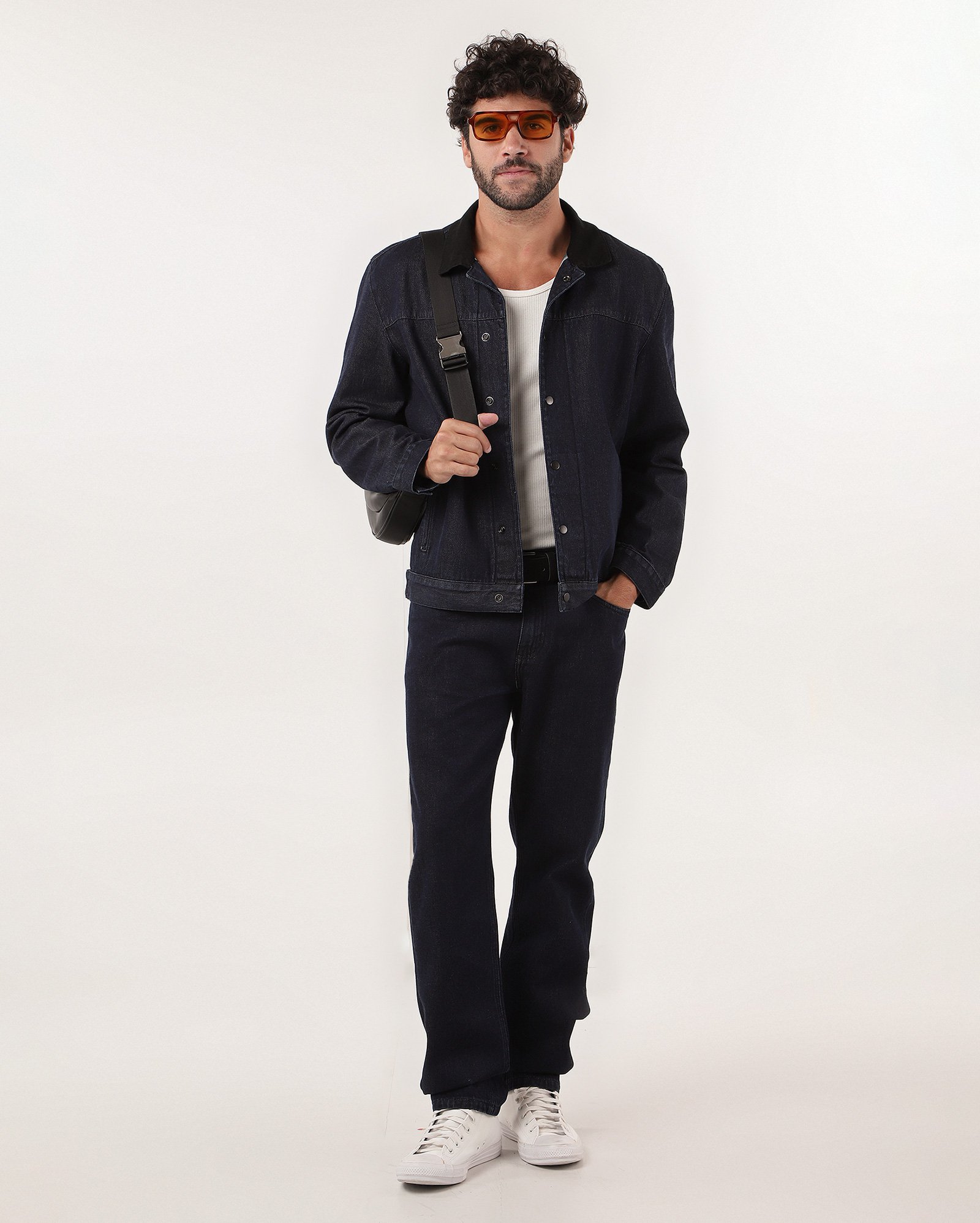 Calça jeans masculina reta com bolsos denim escuro | Pool Jeans