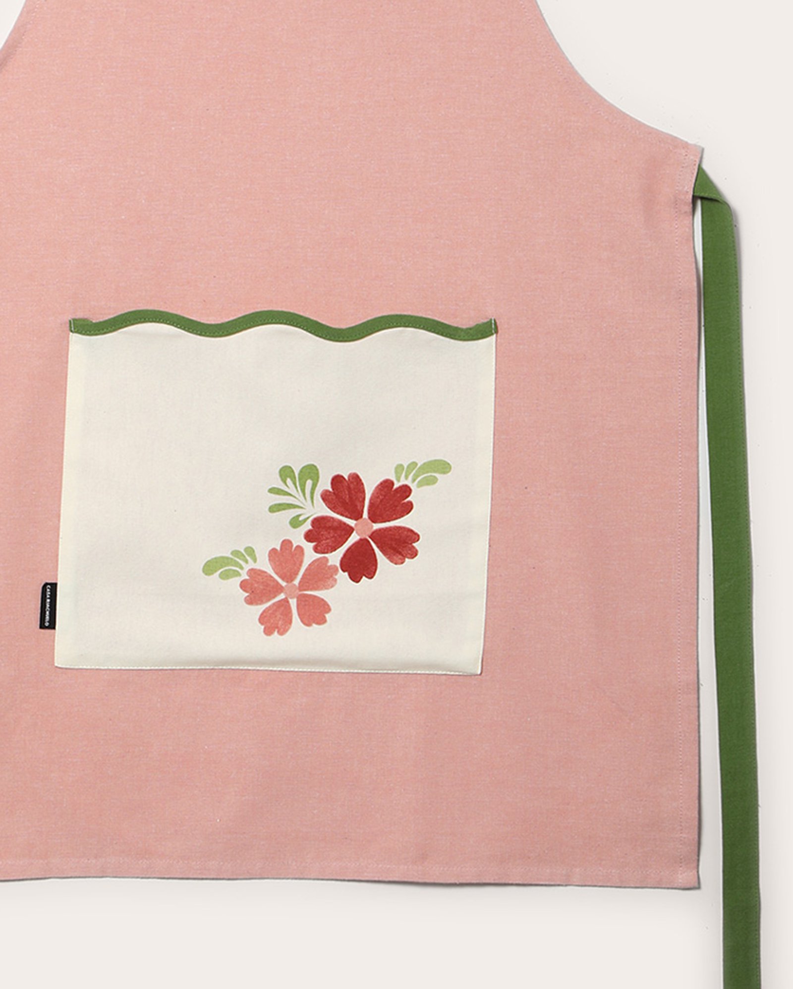 Avental de cozinha Agatha com bolso rosa | Casa Riachuelo