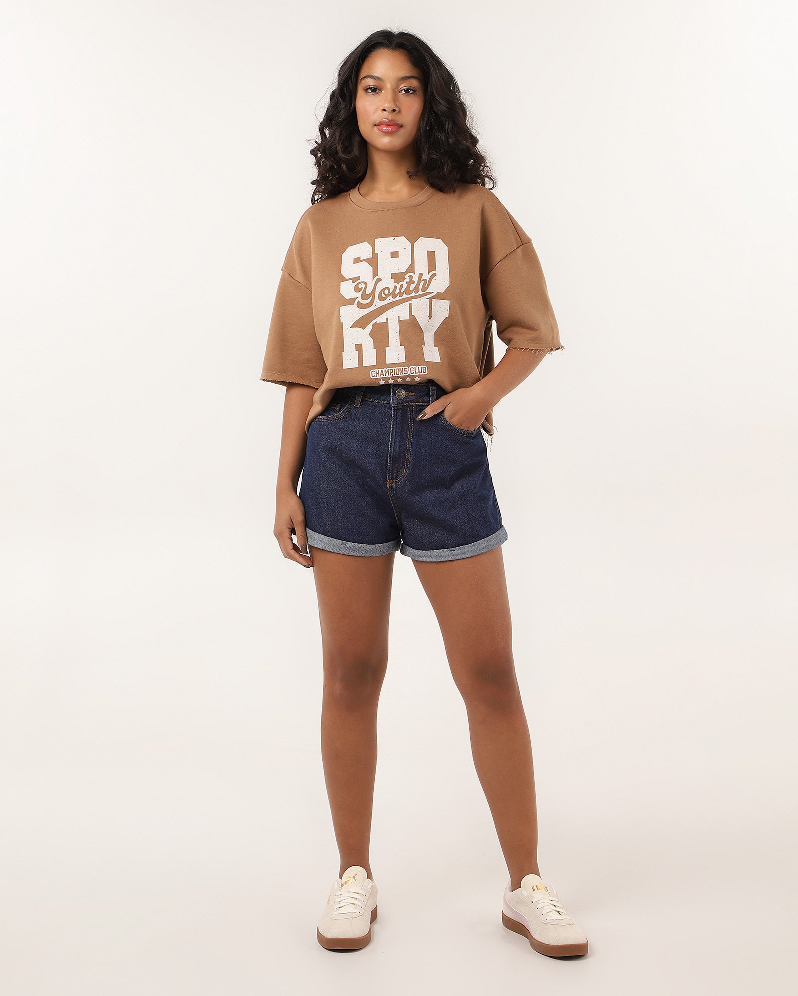 Short jeans feminino mom cintura alta e barra dobrada - Jeans Escuro | Pool Jeans