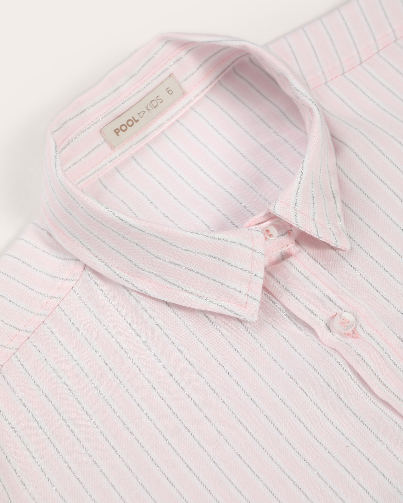 Camisa infantil listrada com fios metalizados e bolso 4-10A rosa