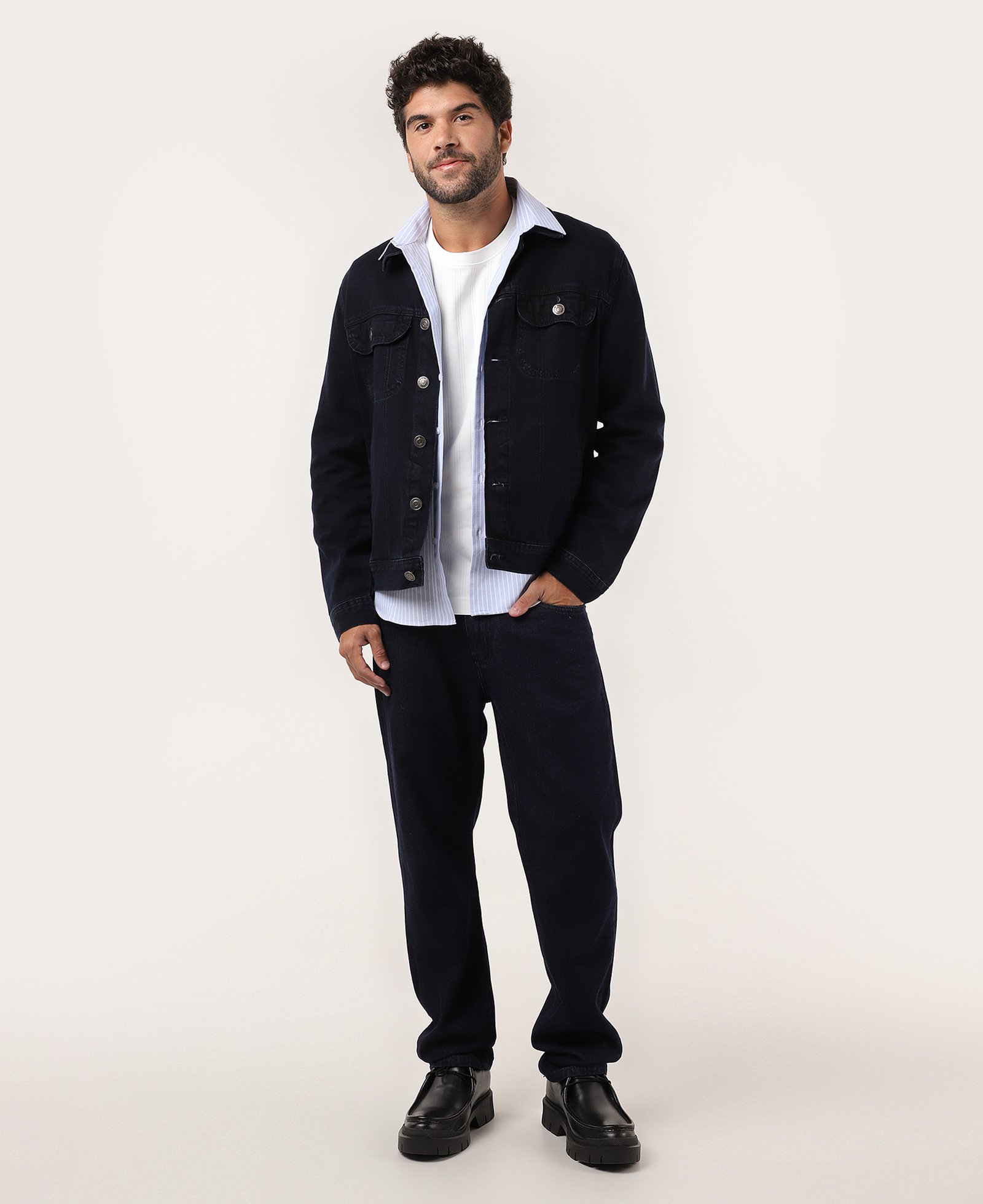 Jaqueta jeans masculina trucker com bolsos denim escuro | Pool Jeans