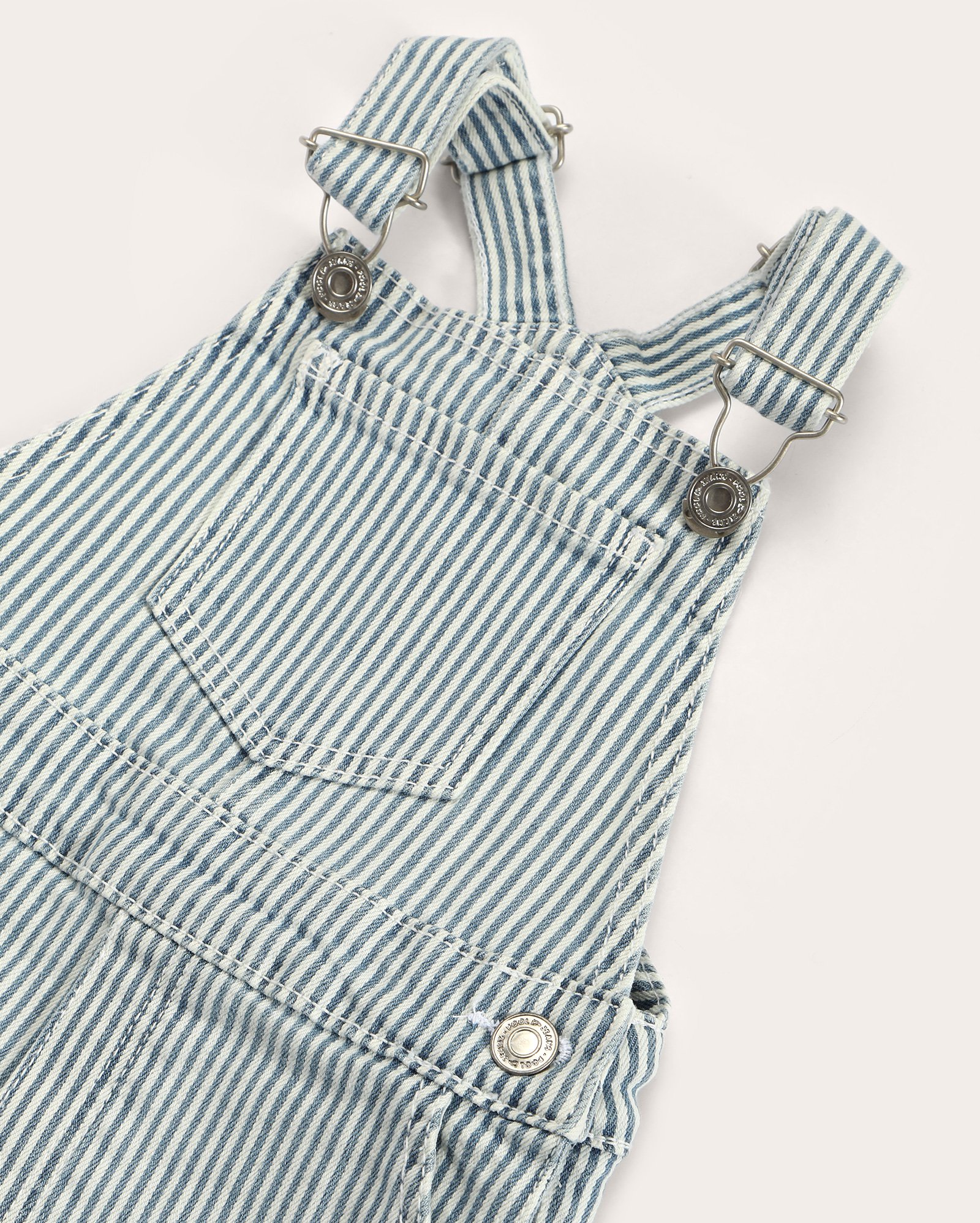 Jardineira jeans infantil listrada 1-4A denim claro | Pool Jeans