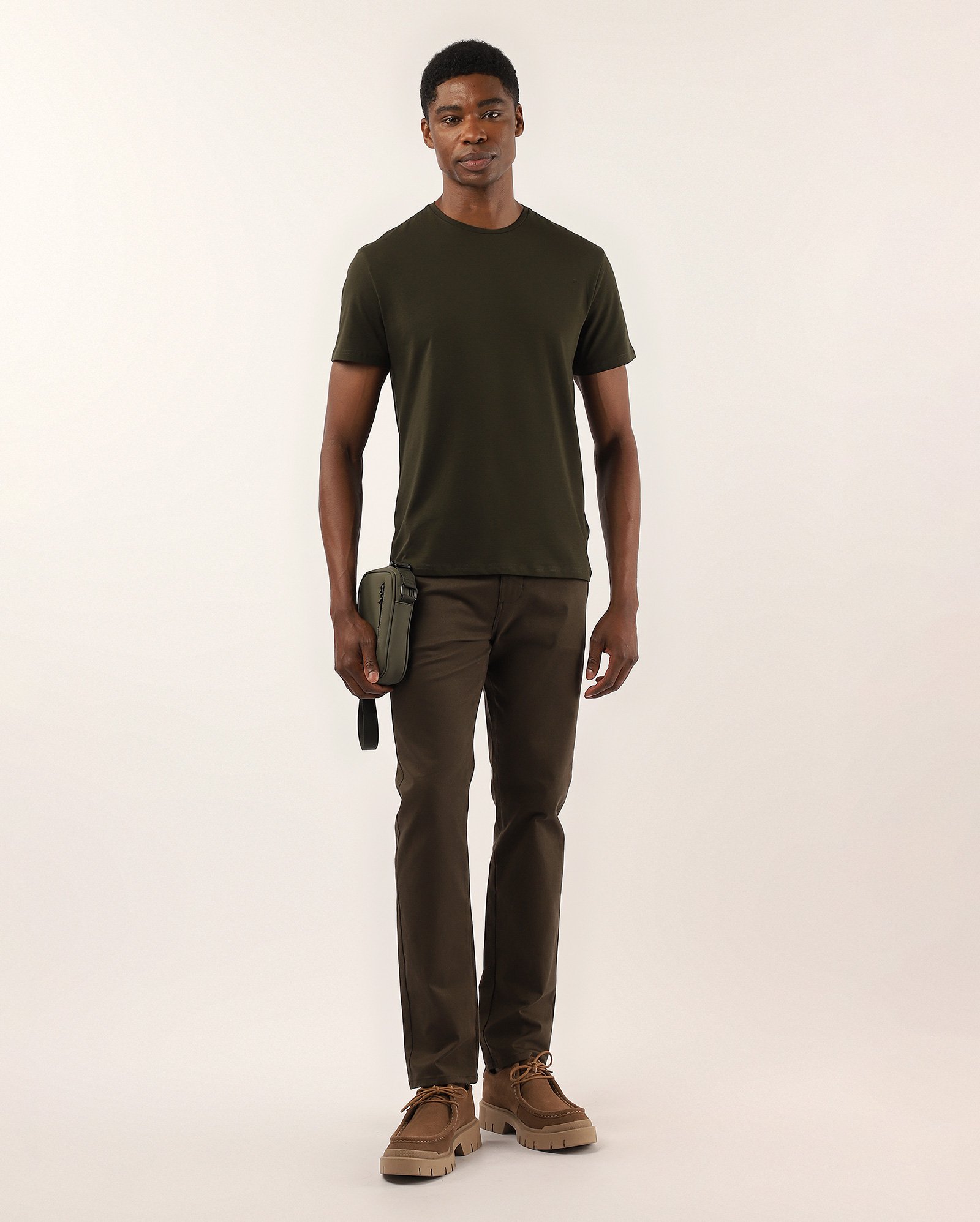 Camiseta masculina básica Essencial Slim - Verde Escuro