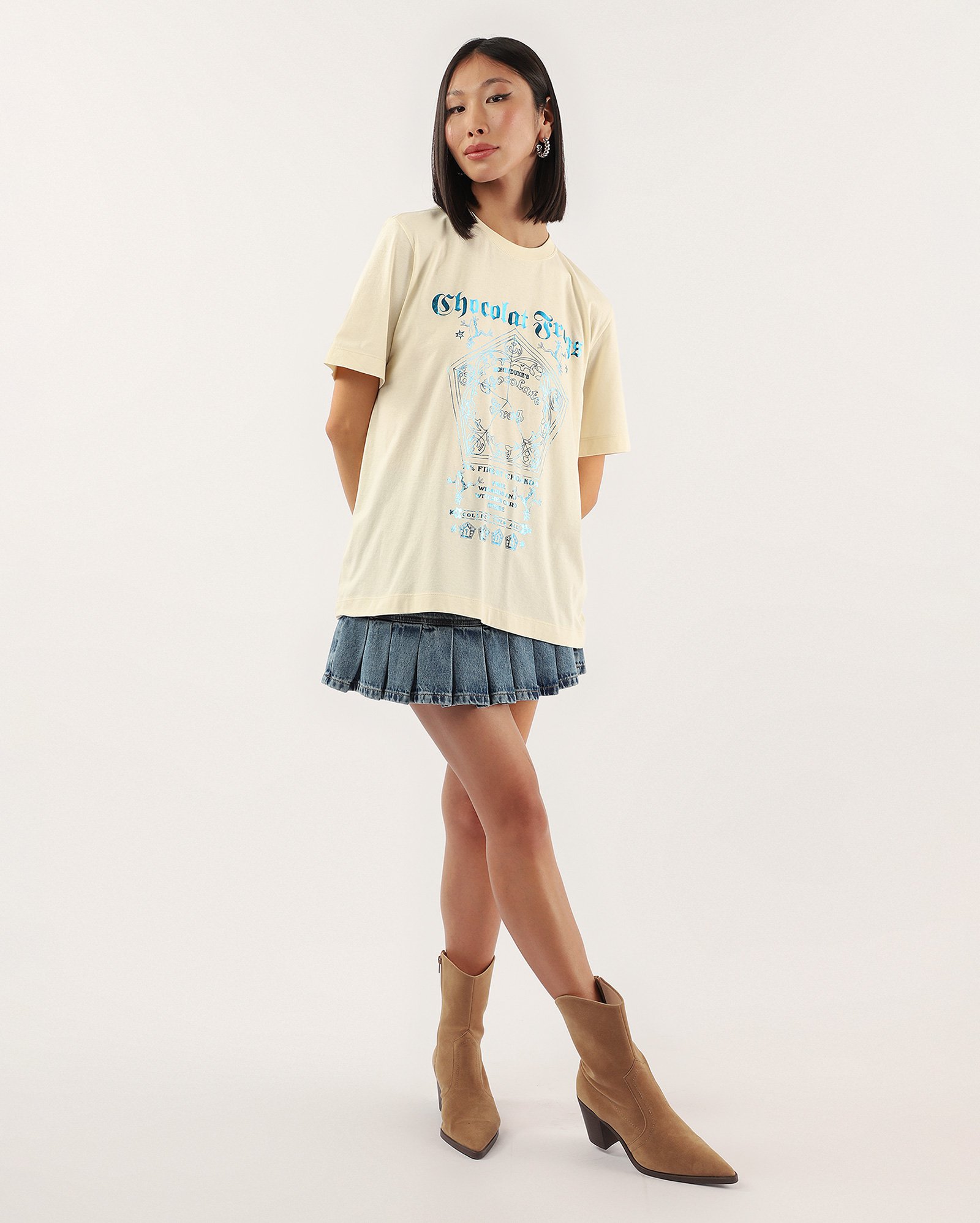 Camiseta feminina regular chocolat frogs bege | Warner Bros