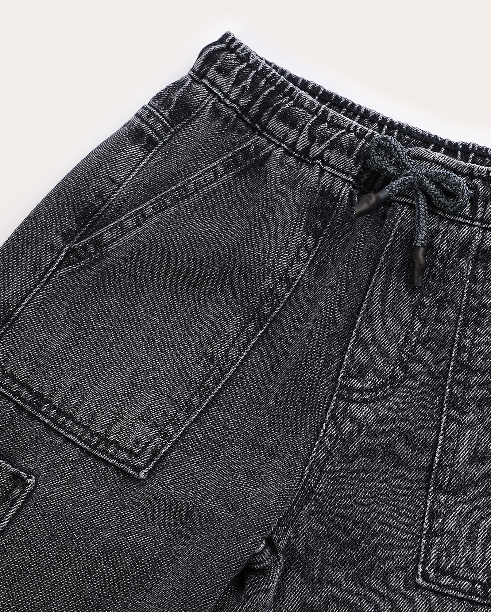 Calça black jeans infantil cós elástico bolsos utilitários 4-10A