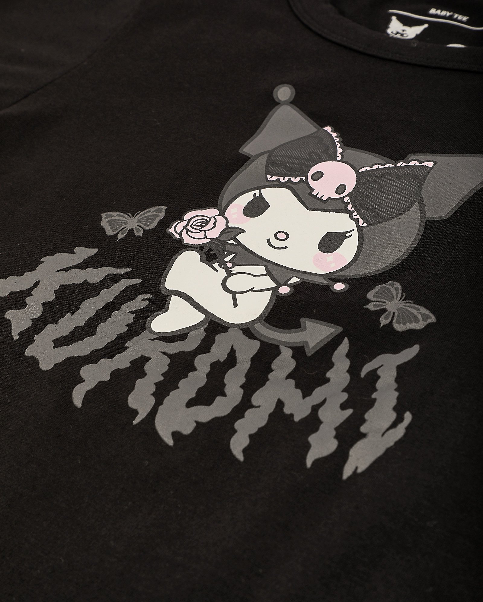Camiseta cropped juvenil Kuromi estampada preta | Sanrio