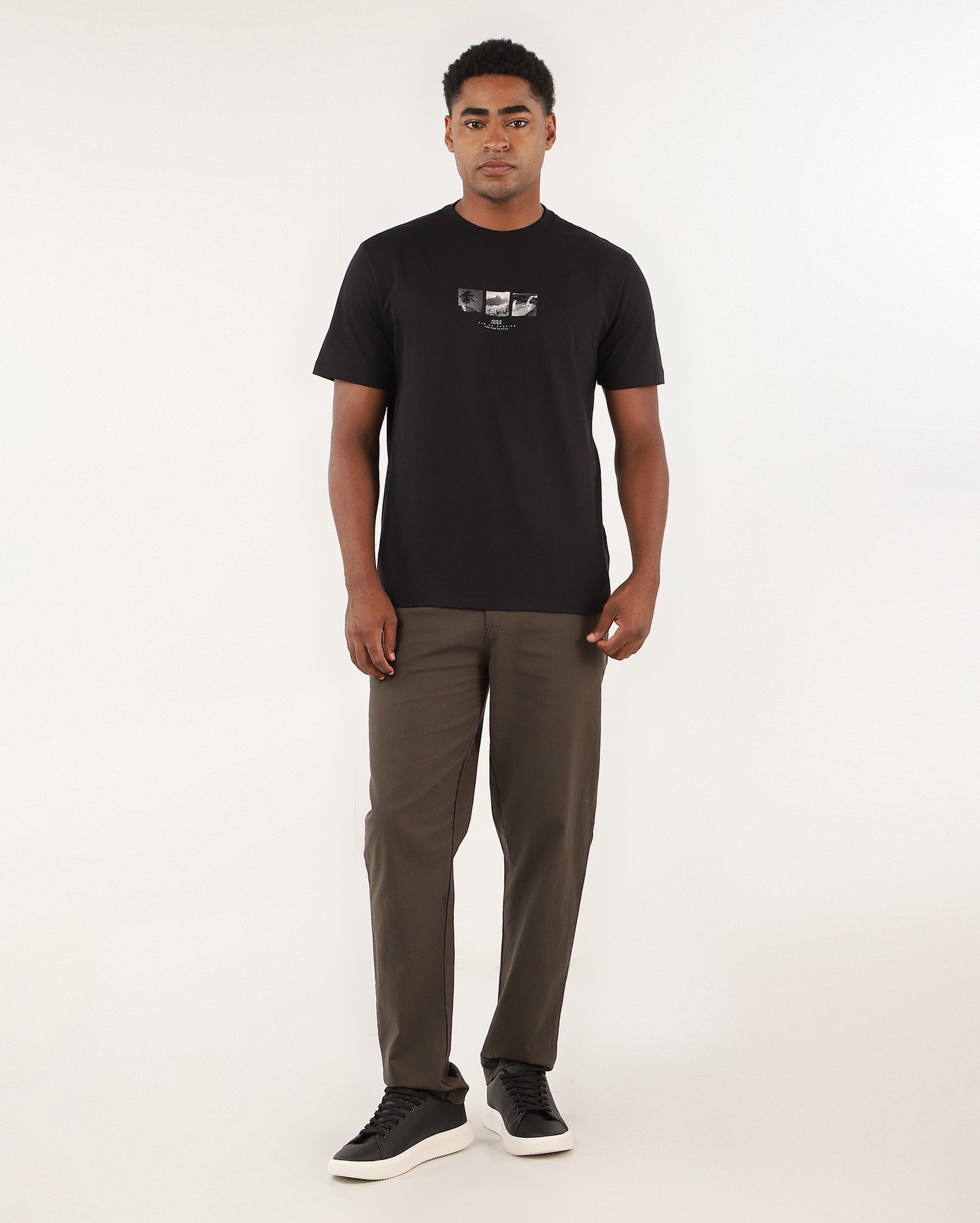 Camiseta masculina regular time to relax RJ preta | Pool