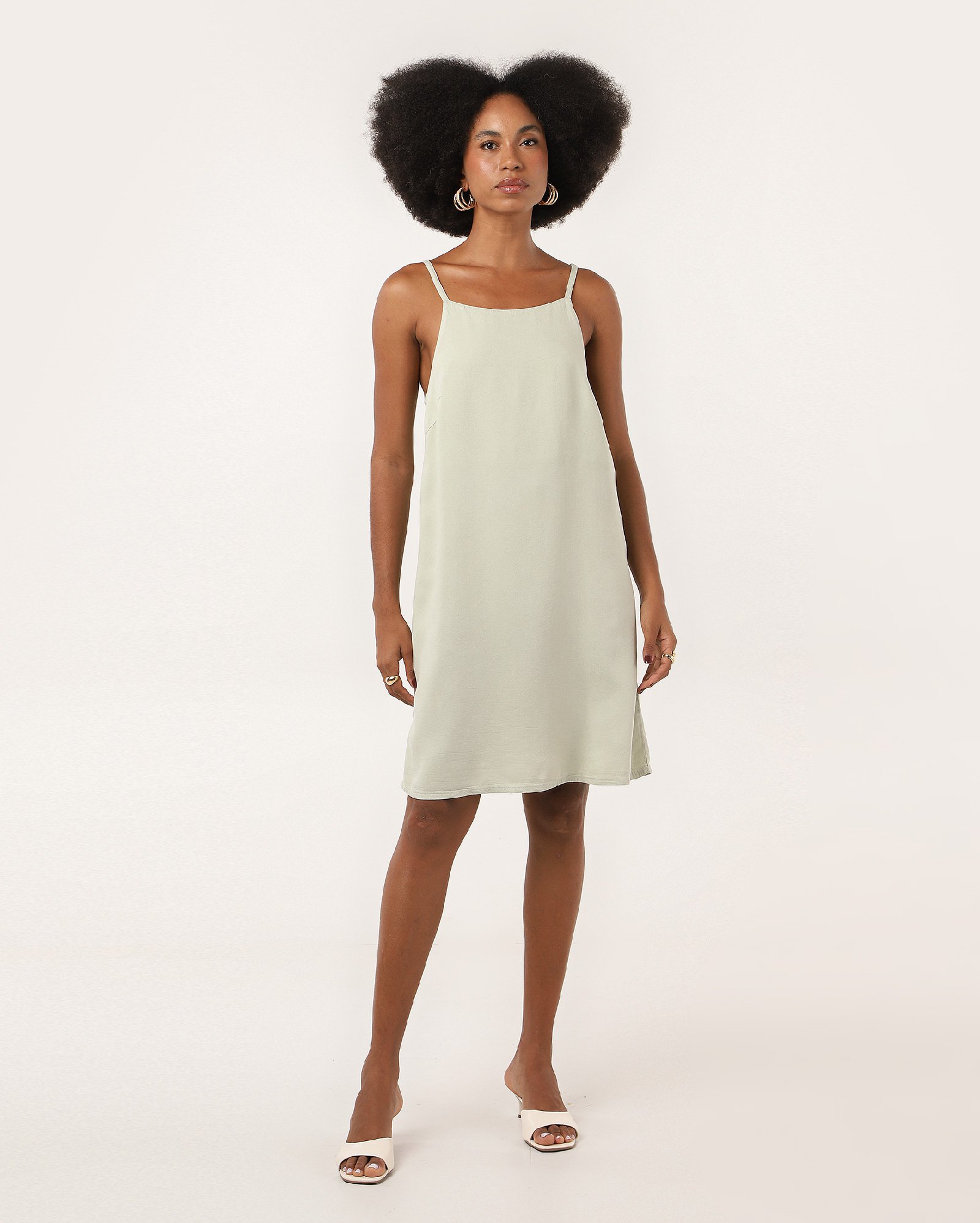 Vestido curto reto em liocel verde | AK by Riachuelo
