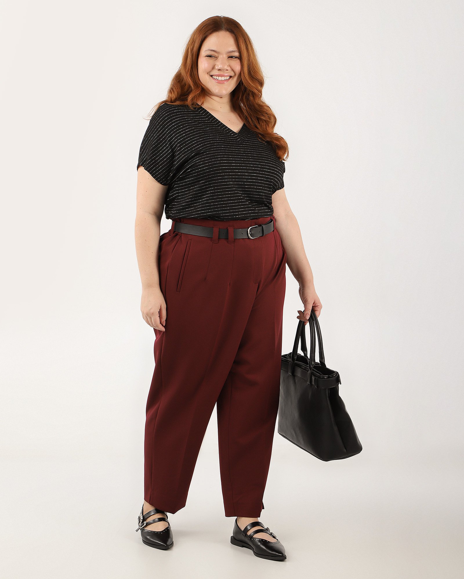 Blusa plus size feminina ampla fios metálicos preta | AK Plus by Riachuelo