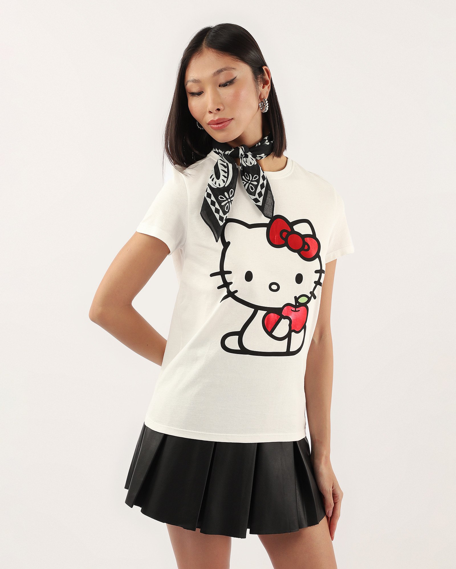 Camiseta feminina slim Hello Kitty branca | Sanrio