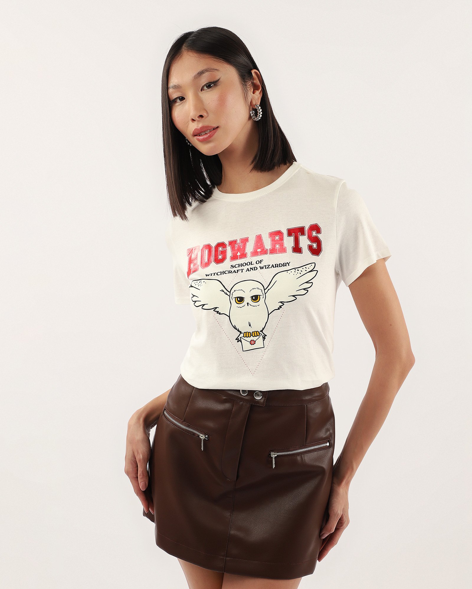 Camiseta feminina slim Harry Potter Hogwarts branca | Warner Bros