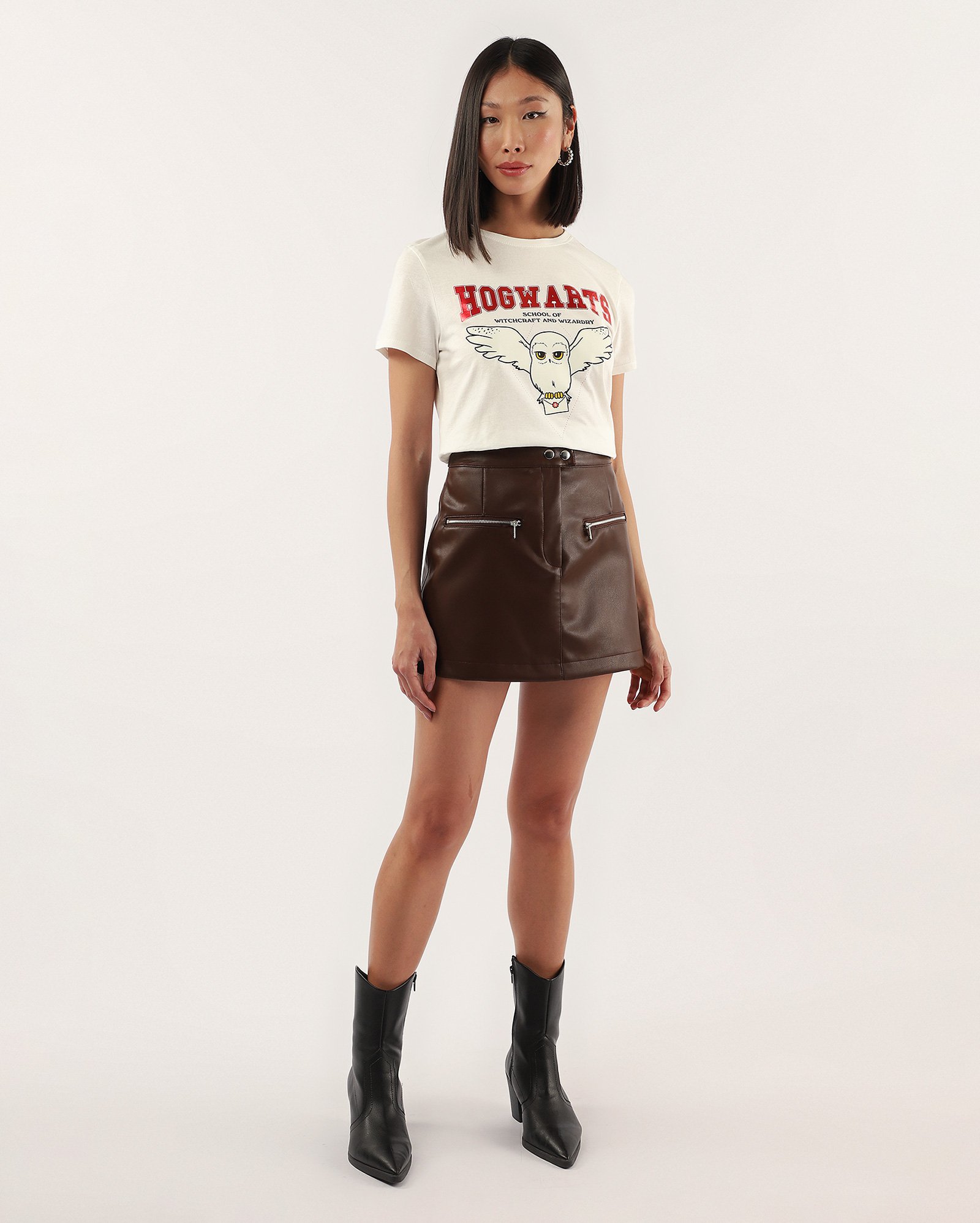 Camiseta feminina slim Harry Potter Hogwarts branca | Warner Bros