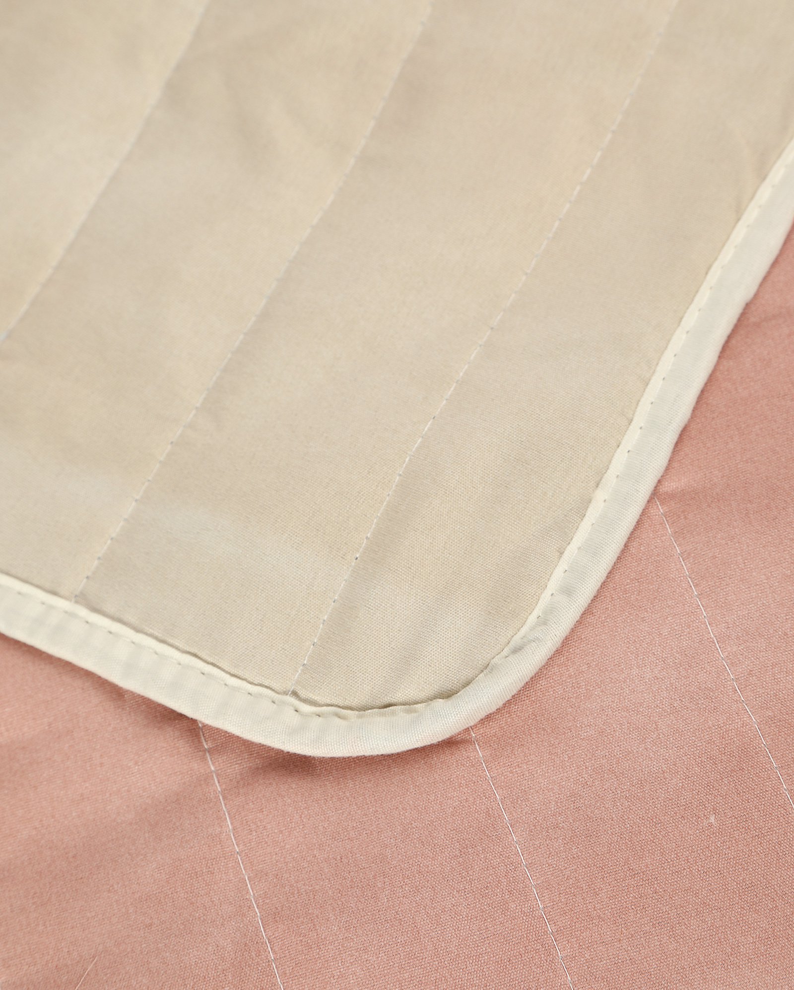 Kit colcha casal 3 peças Boutis Maia dupla face rosa | Casa Riachuelo