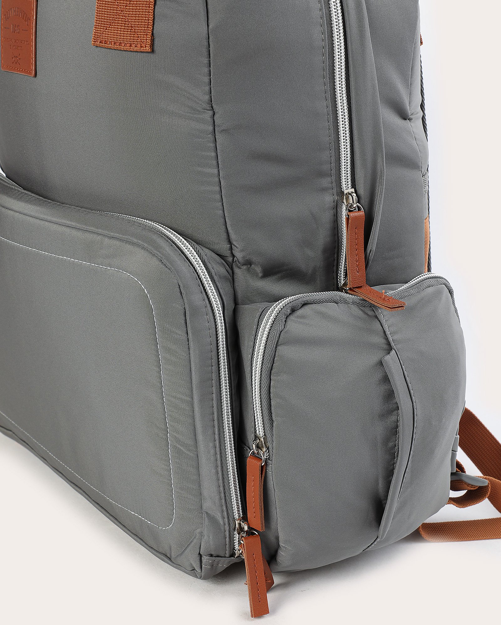 Mochila feminina mommy bag com trocador - Cinza | Clio Style