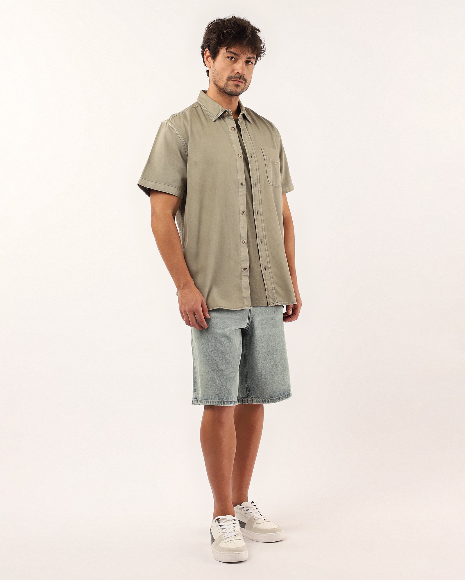 Camisa sarja masculina regular com bolso verde | Pool Jeans