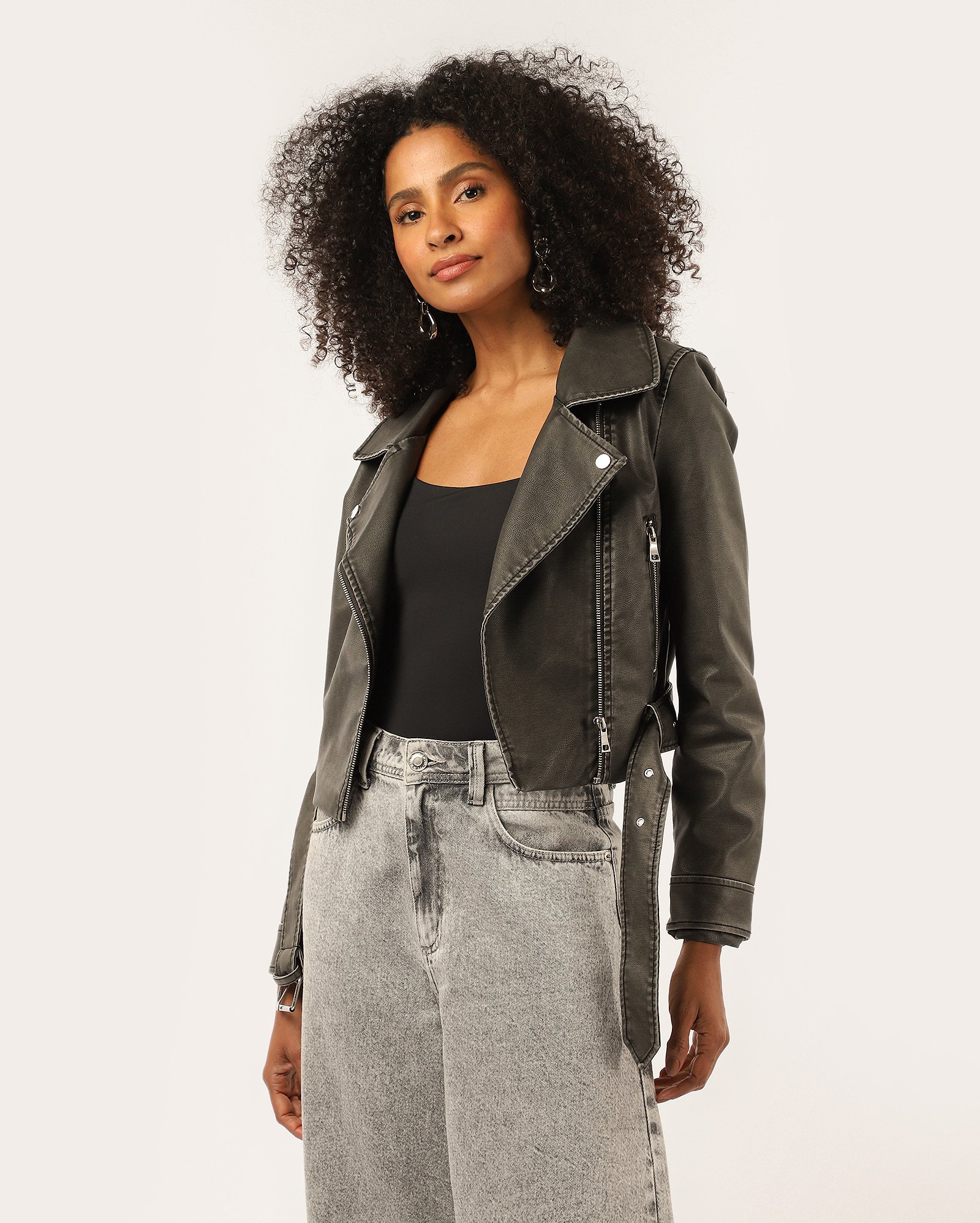 Body feminino básico em poliamida - preto