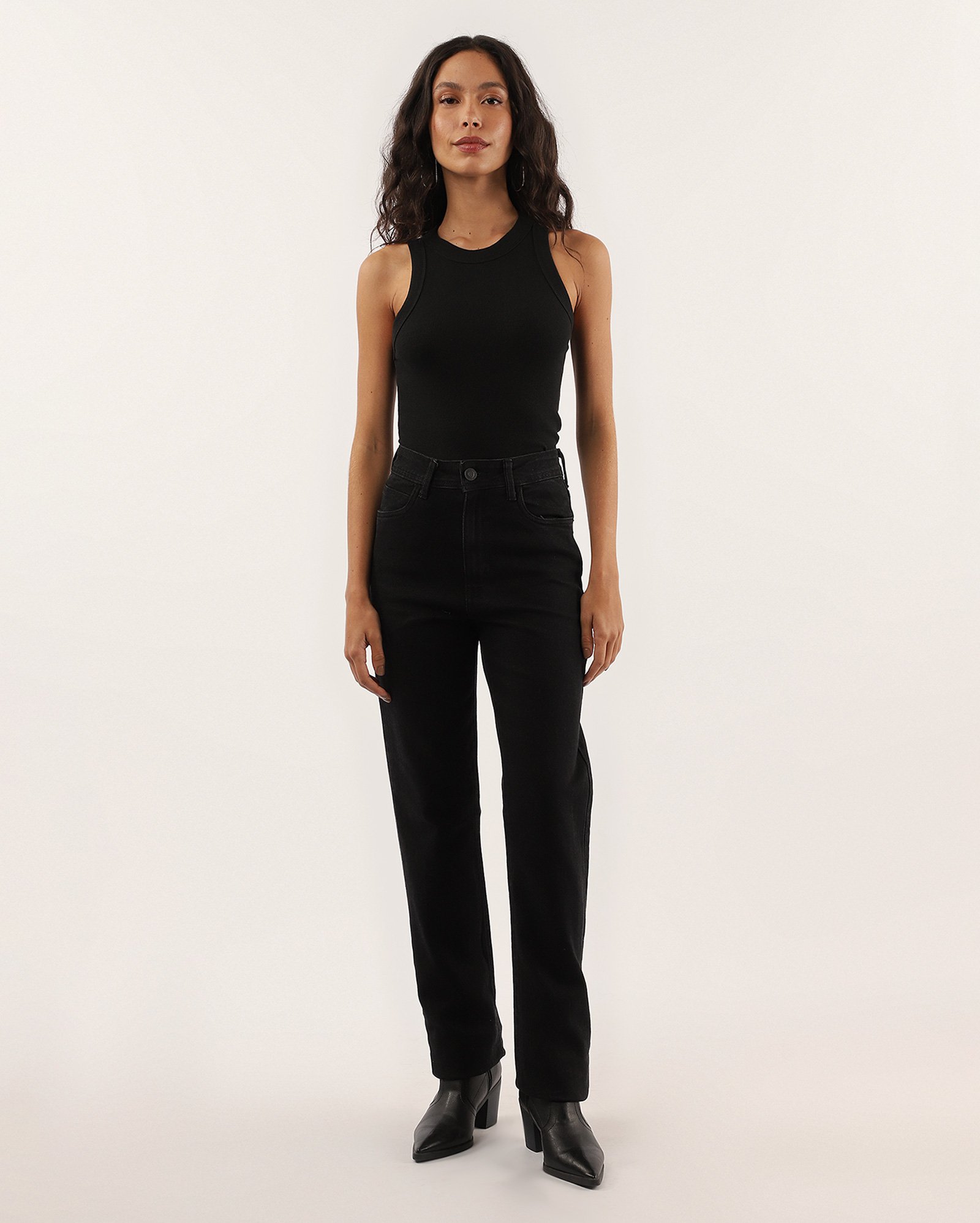 Calça black jeans feminina reta cintura média | Pool Jeans