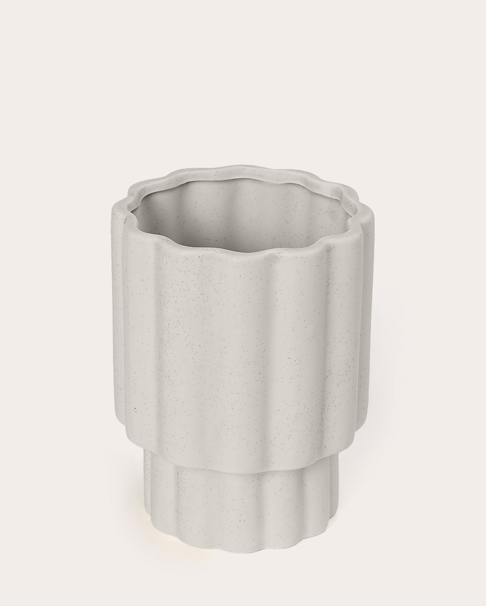 Vaso de cerâmica ondulado Anna 13cm - cinza | Casa Riachuelo