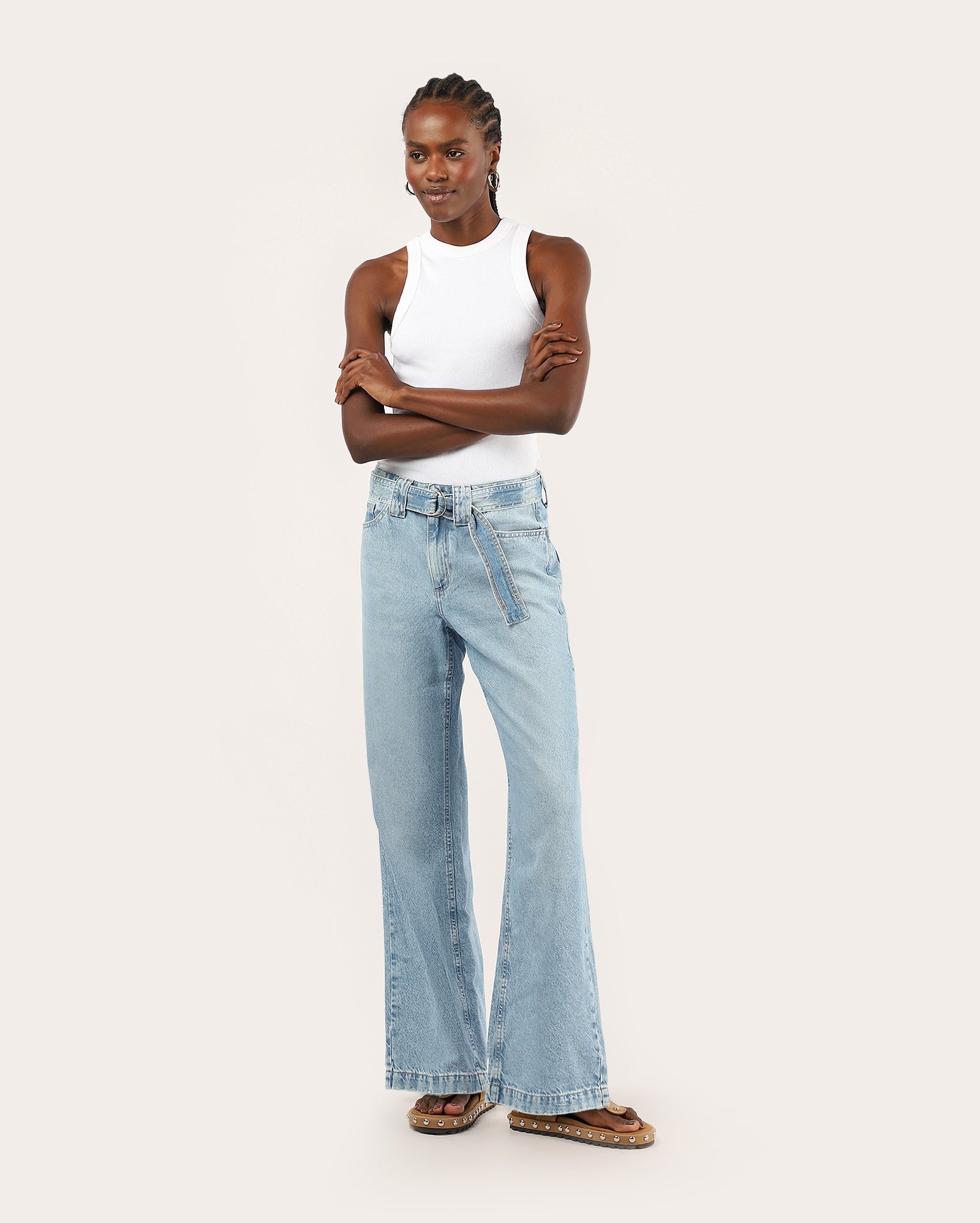 Calça jeans feminina wide leg cintura alta com cinto - denim médio | Pool Jeans