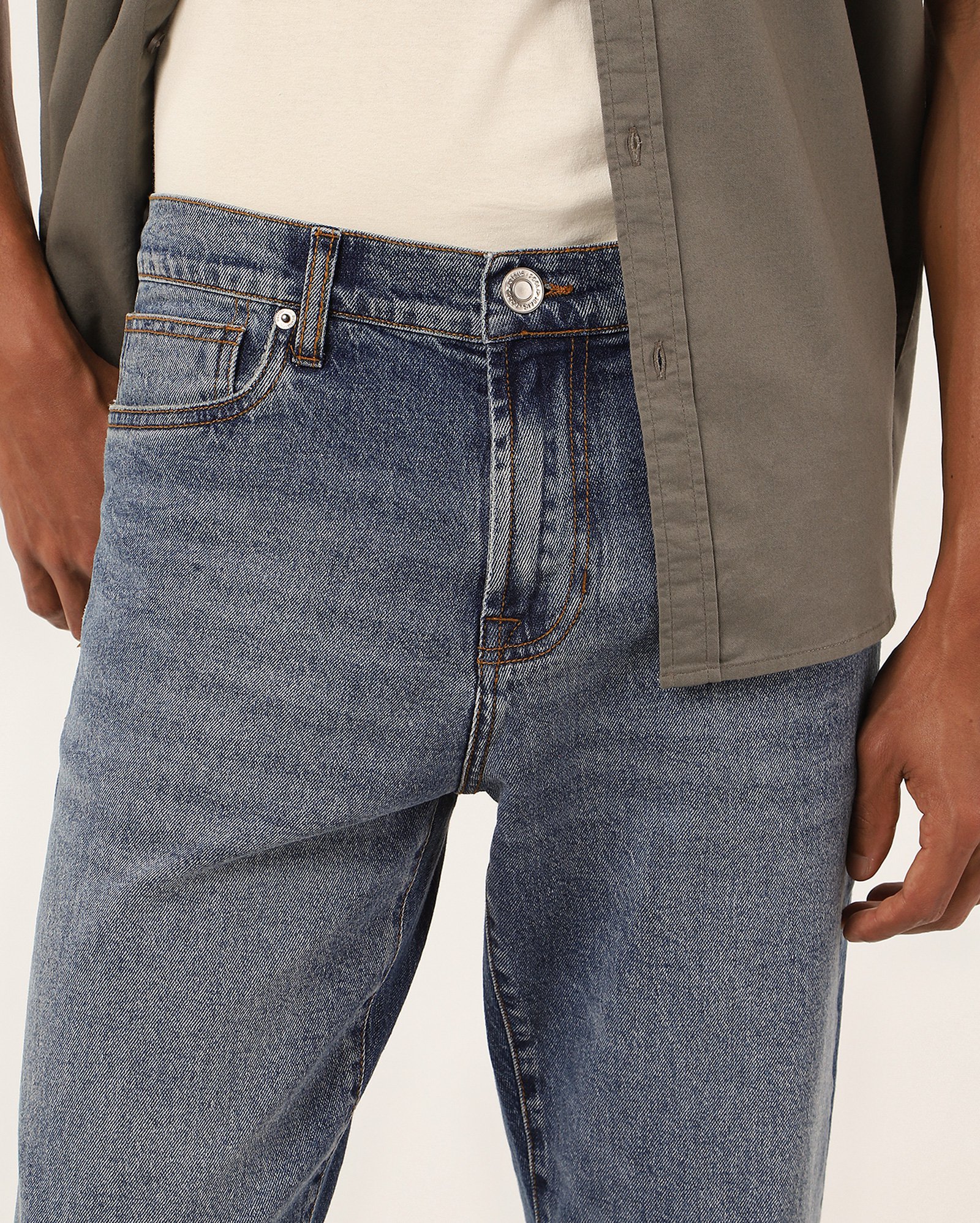 Calça jeans masculina tapered estonada denim médio | Pool Jeans