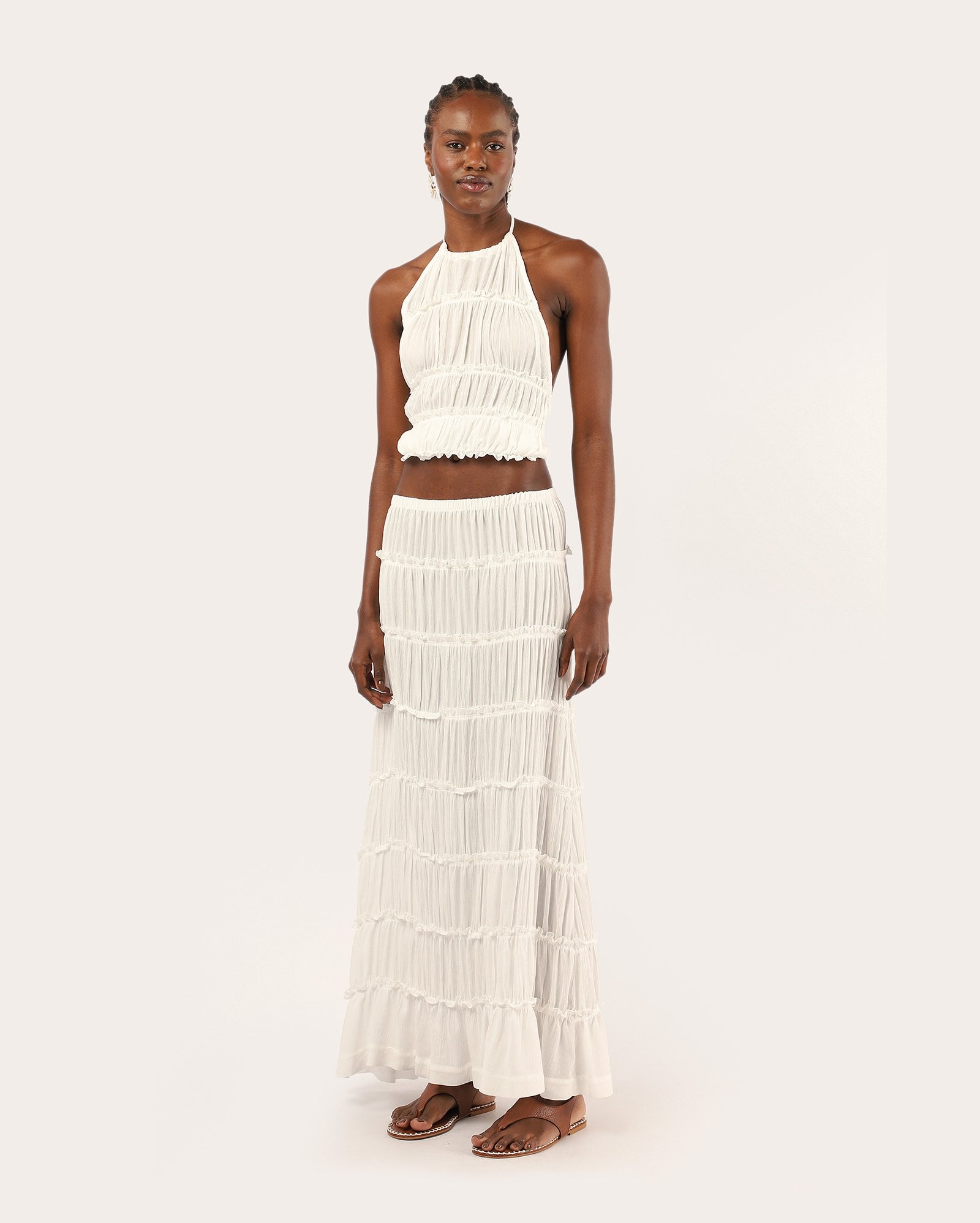 Saia midi evasê em viscose franzida - branca