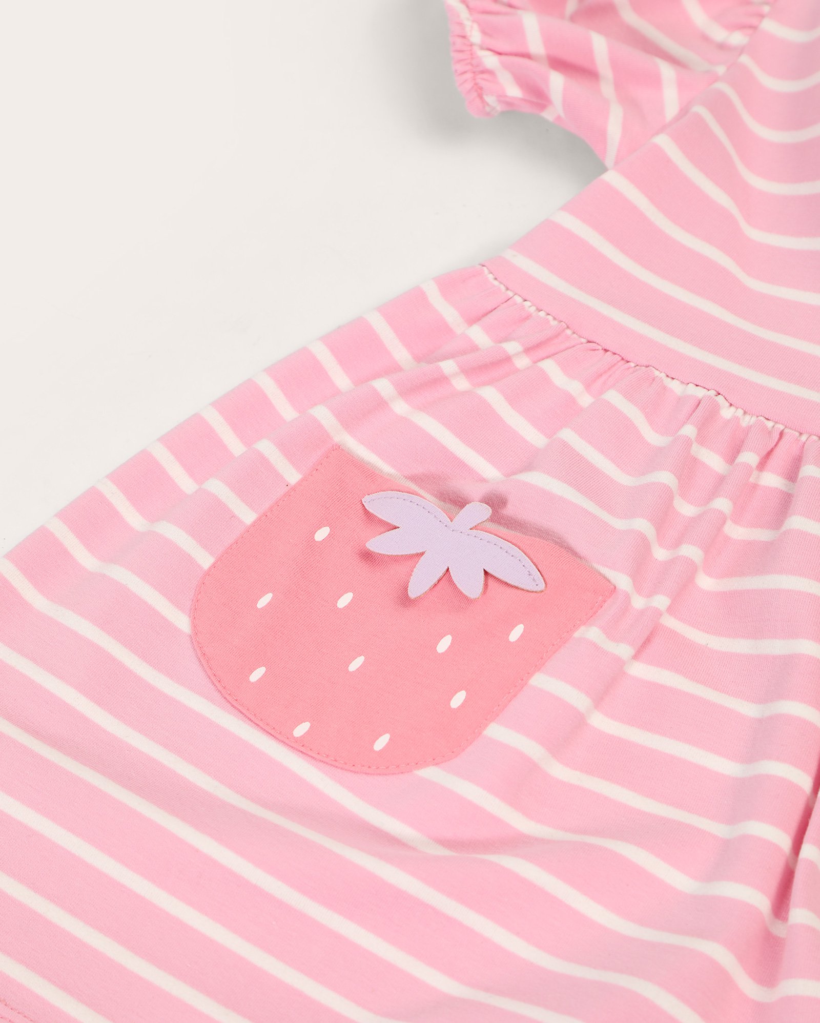 Vestido infantil evasê listrado com bolsos 1-4A rosa