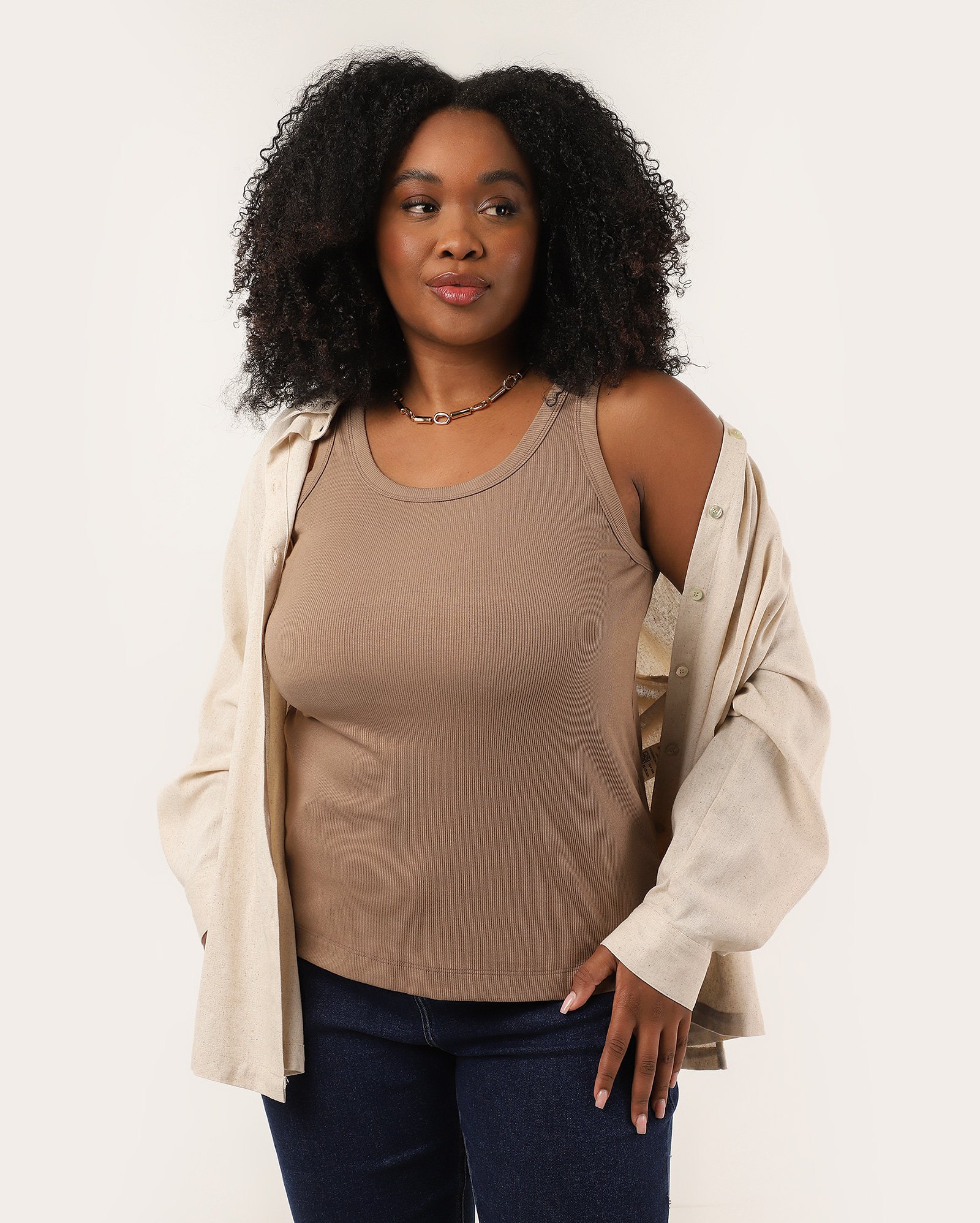 Regata plus size feminina canelada marrom | AK Plus by Riachuelo