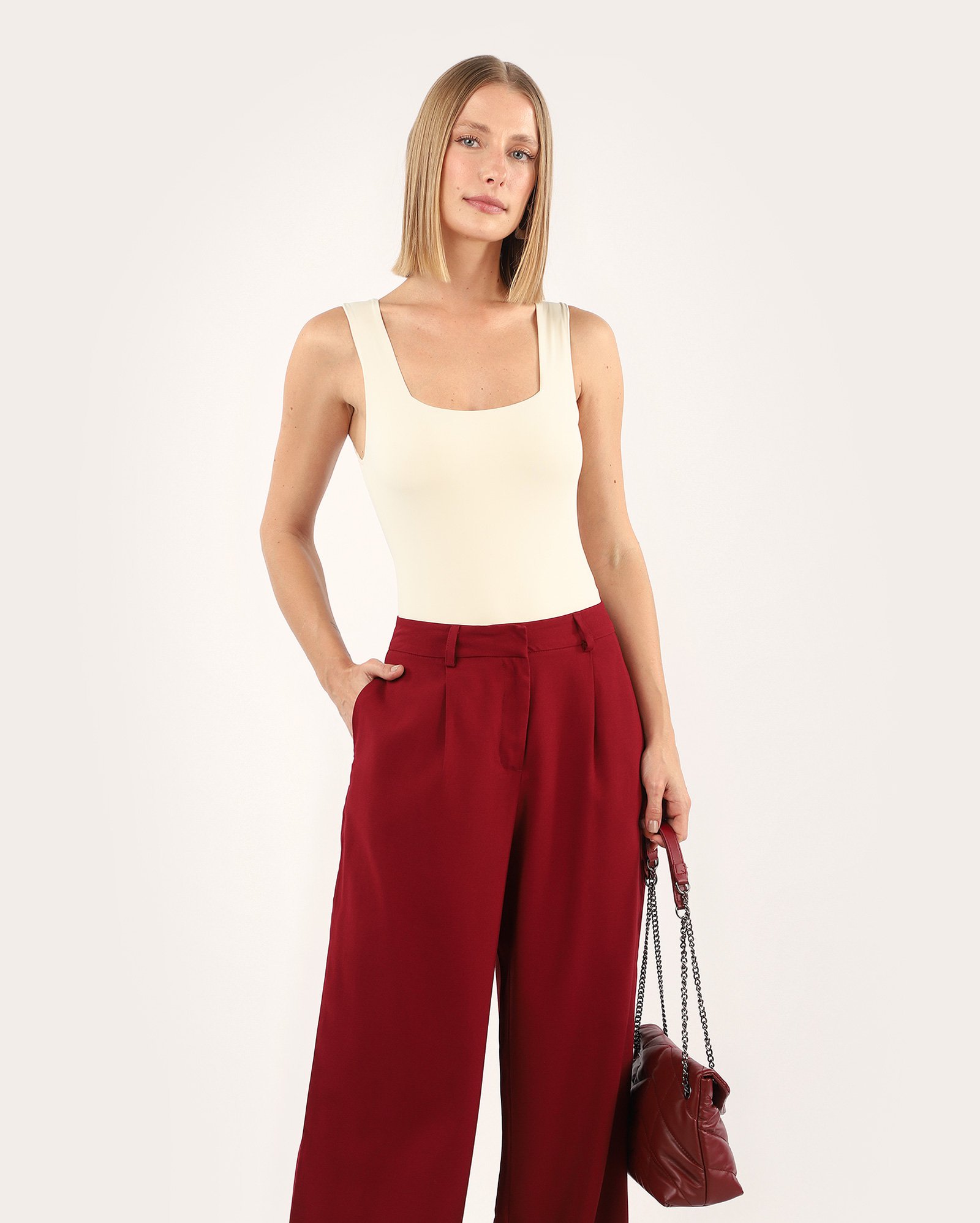 Body feminino com poliamida decote quadrado bege