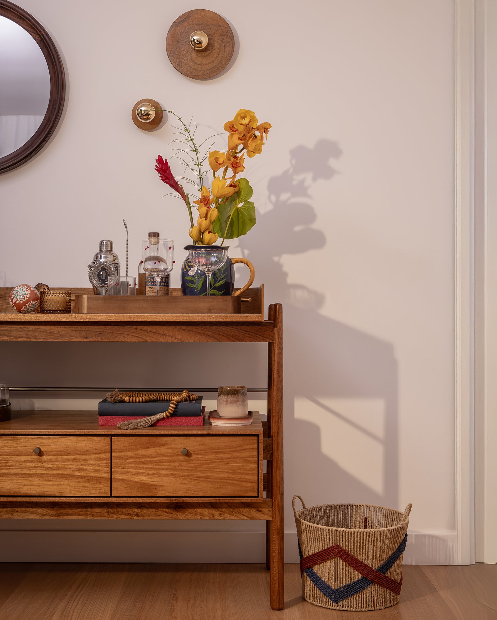 Bola decorativa de cerâmica Mark 8cm marrom | Casa Riachuelo