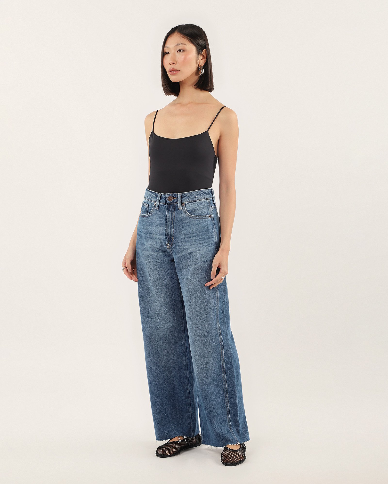 Calça jeans feminina wide cropped - denim médio | Pool Jeans