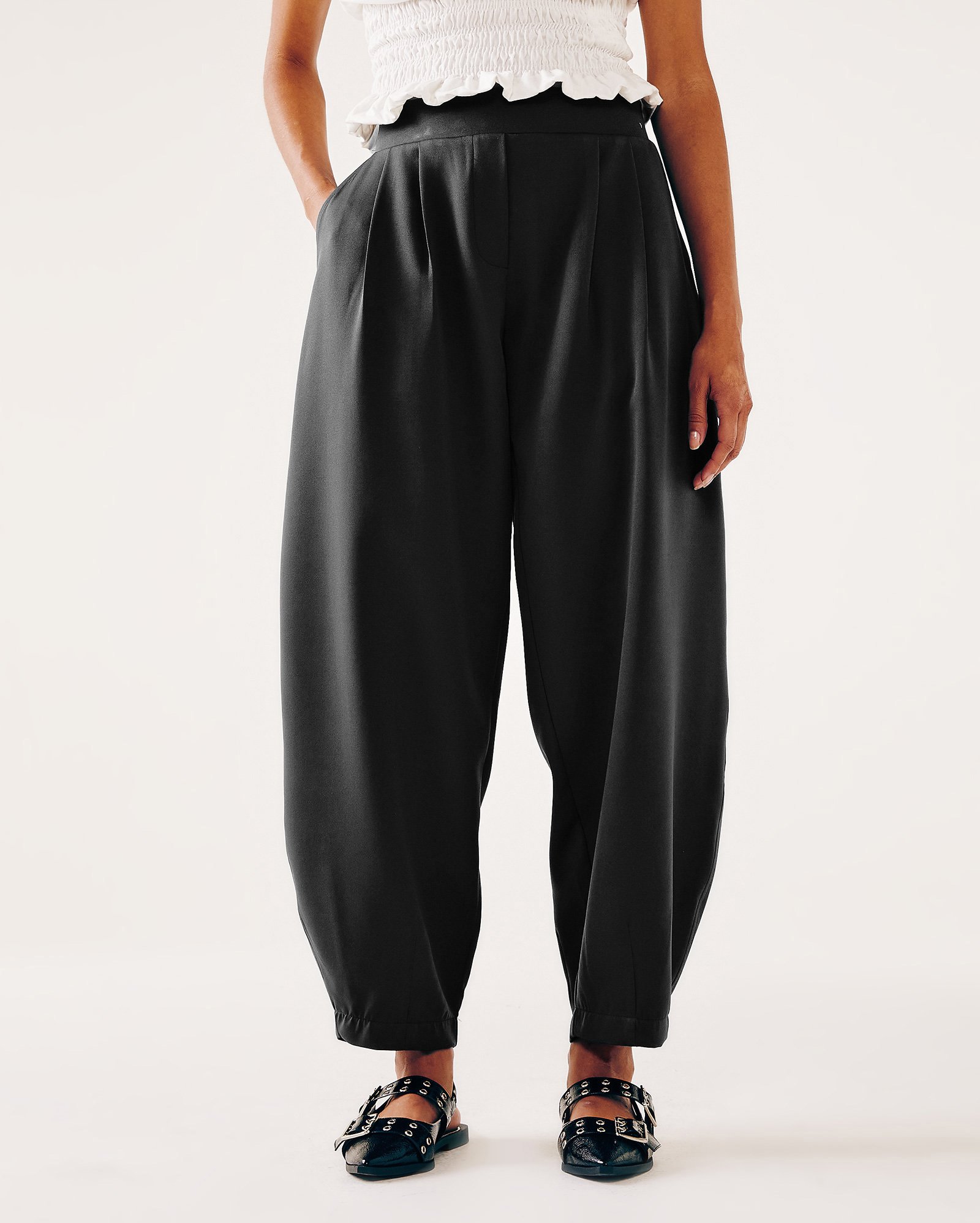 Calça feminina barrel alfaiataria cinza | Pool
