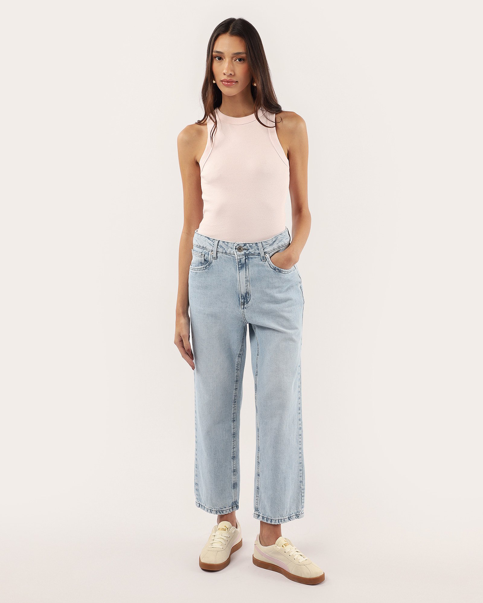 Calça jeans feminina reta loose cintura média denim claro | Pool Jeans