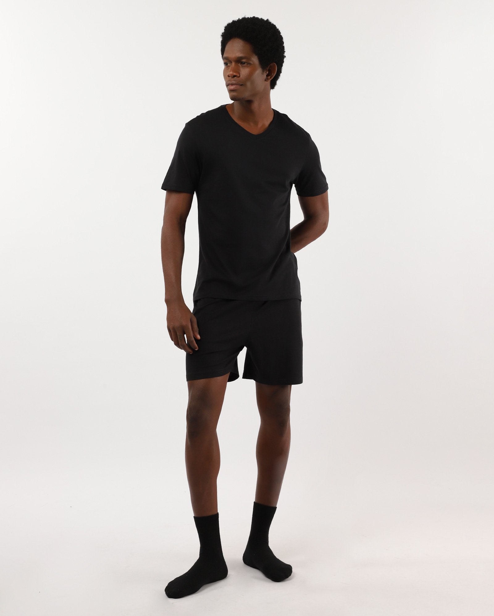 Pijama curto masculino algodão pima gola v preto