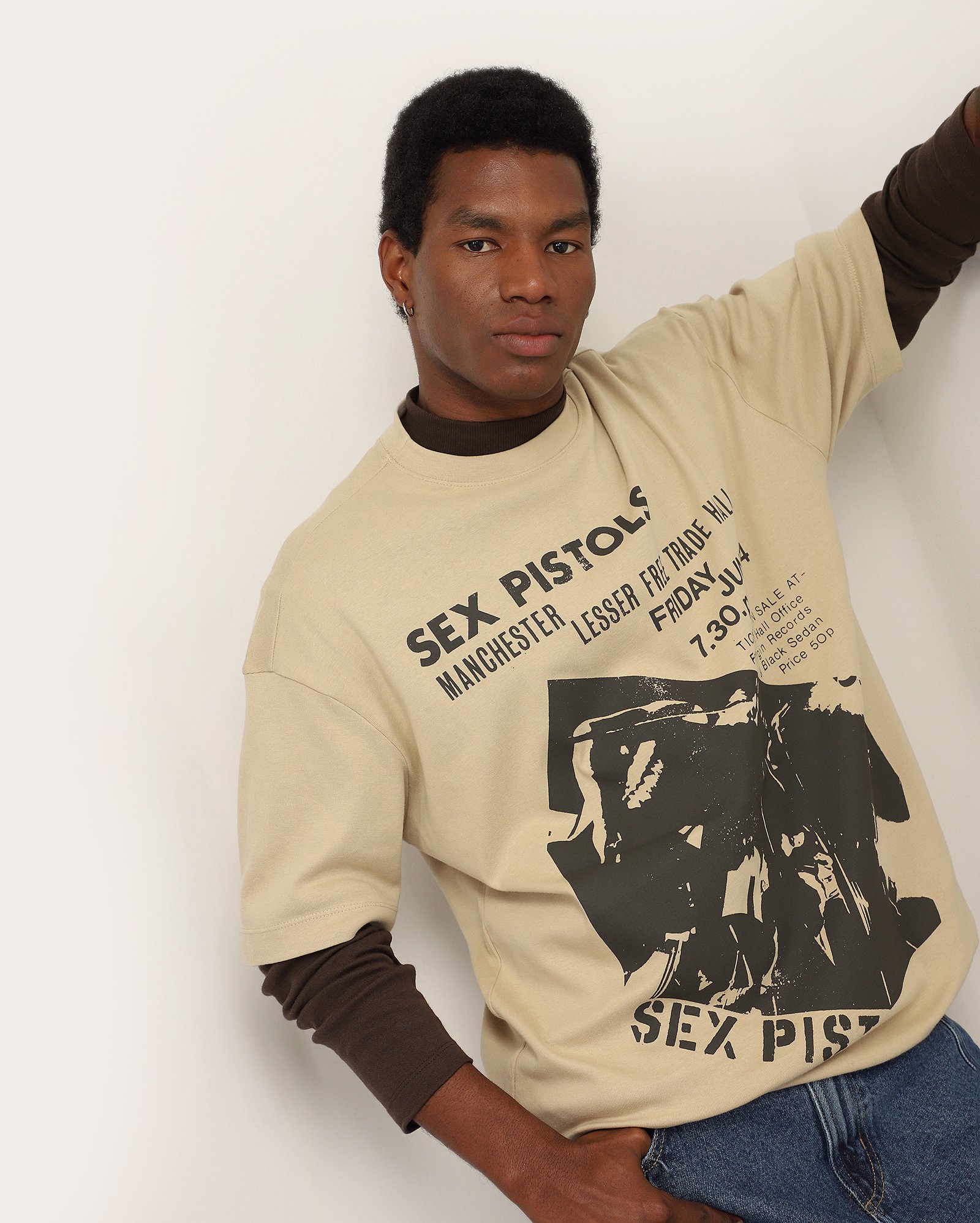 Camiseta masculina regular estampada bege | Sex Pistols