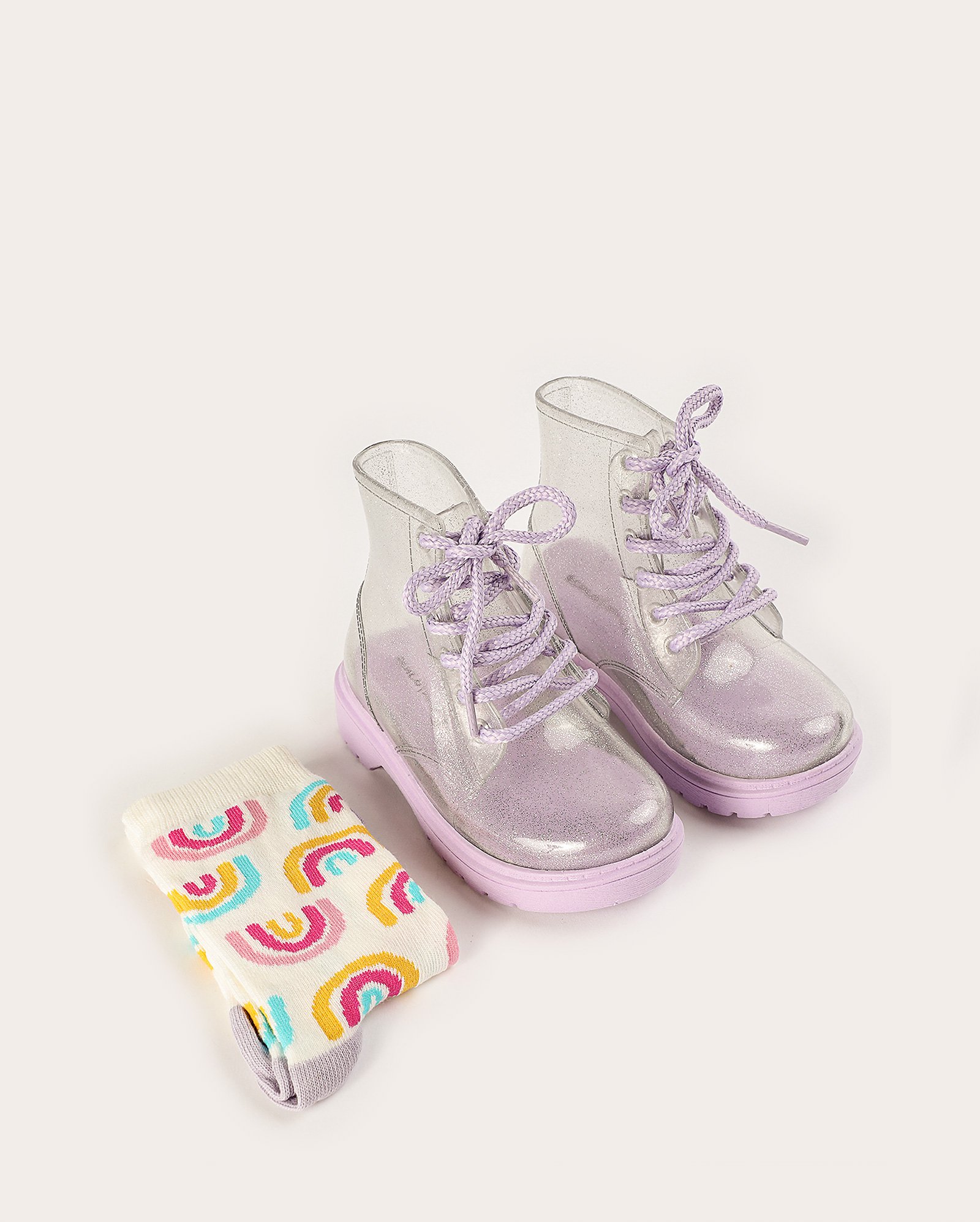 Bota coturno infantil brilhosa + meia arco-íris lilás | Riachuelo