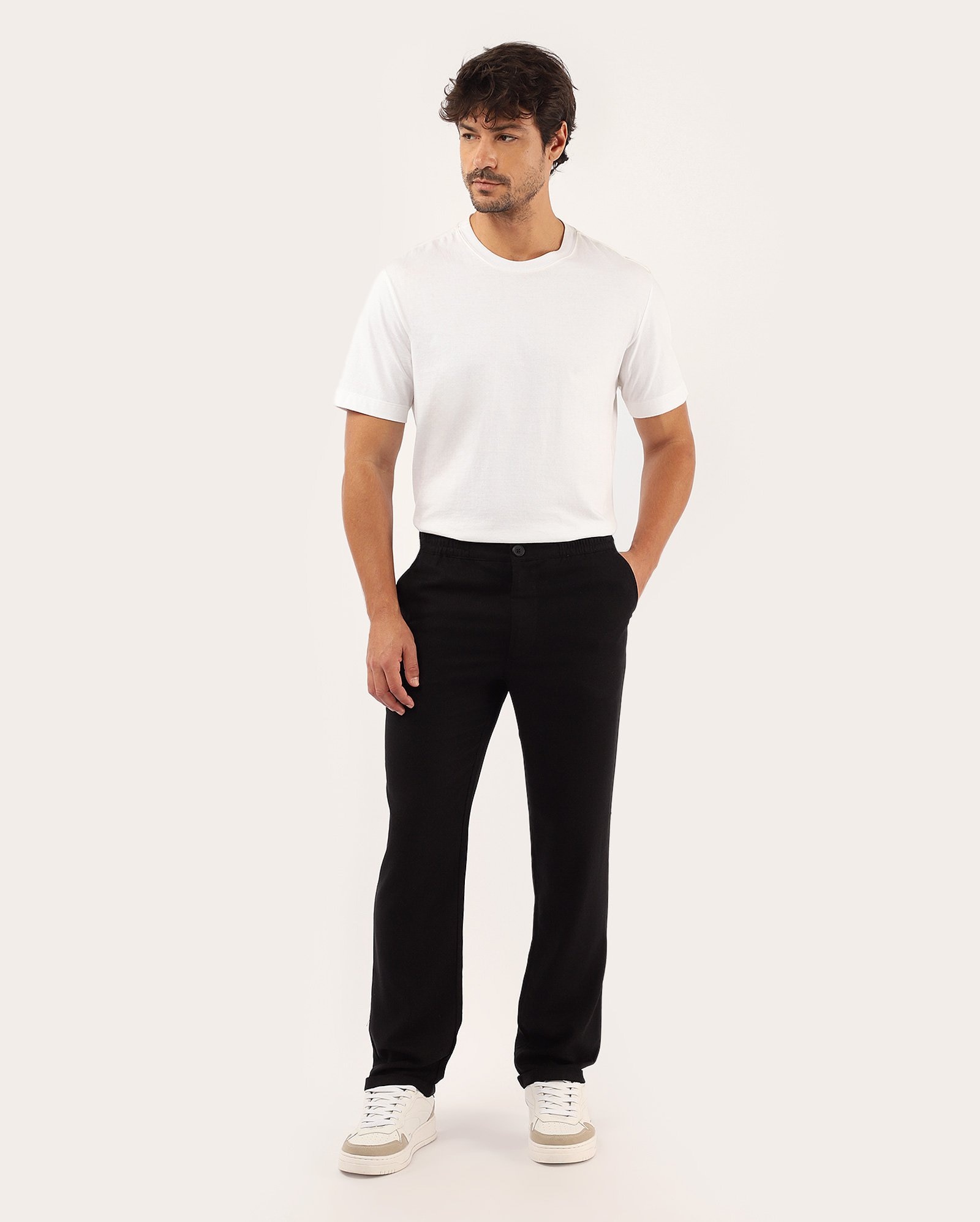 Calça masculina slim em viscolinho com cordão preta